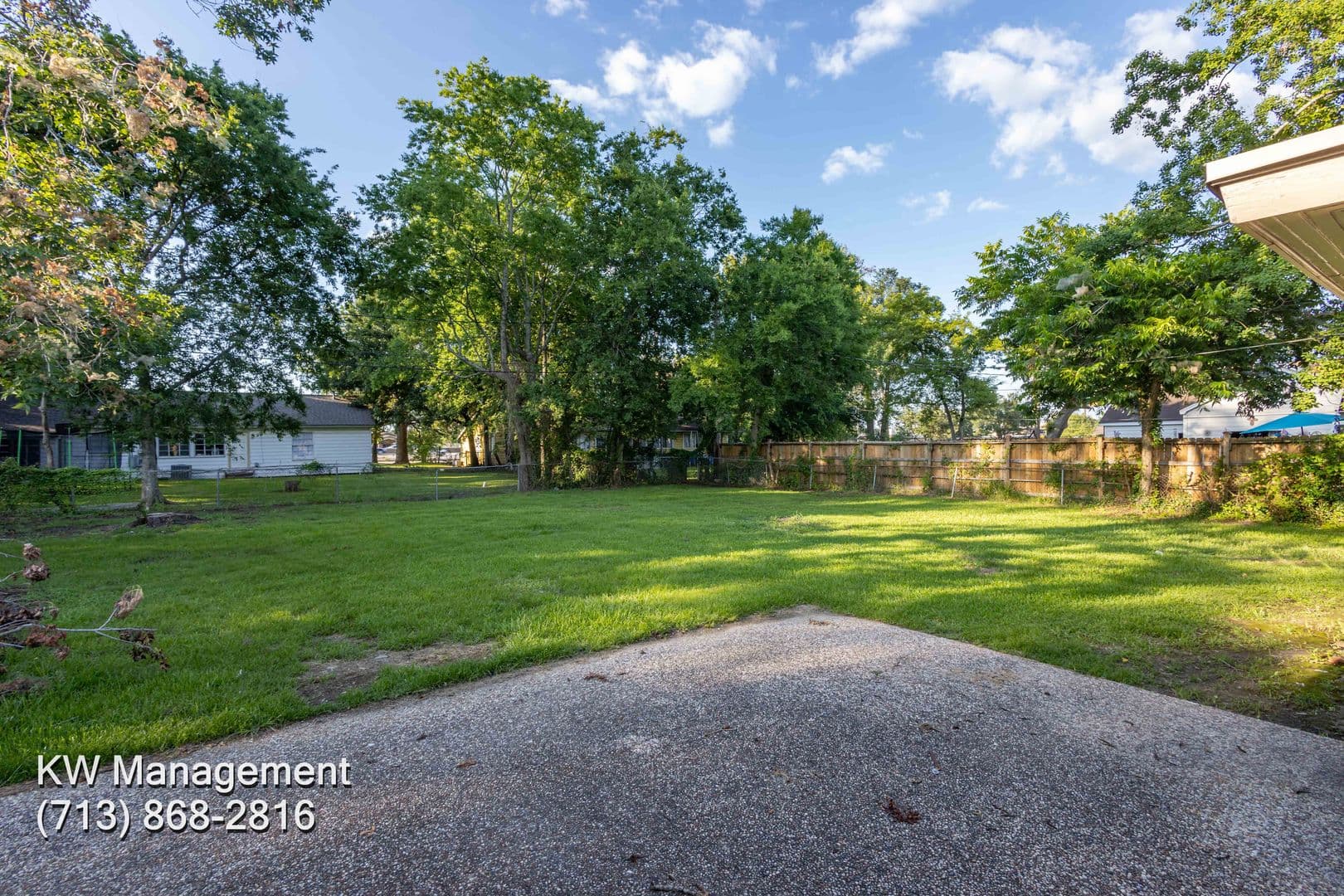 Beaumont House: 2420 Louisiana St.
