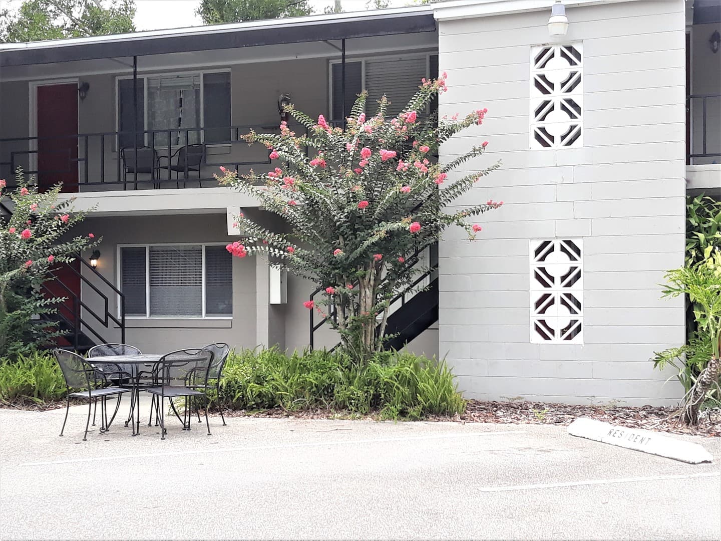 Orlando Apartment: 3200 Fairway Lane