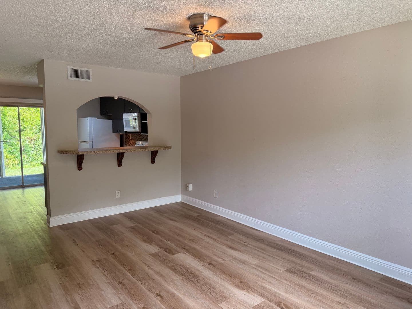 Winter Springs Townhome: 130 Rhoden Lane