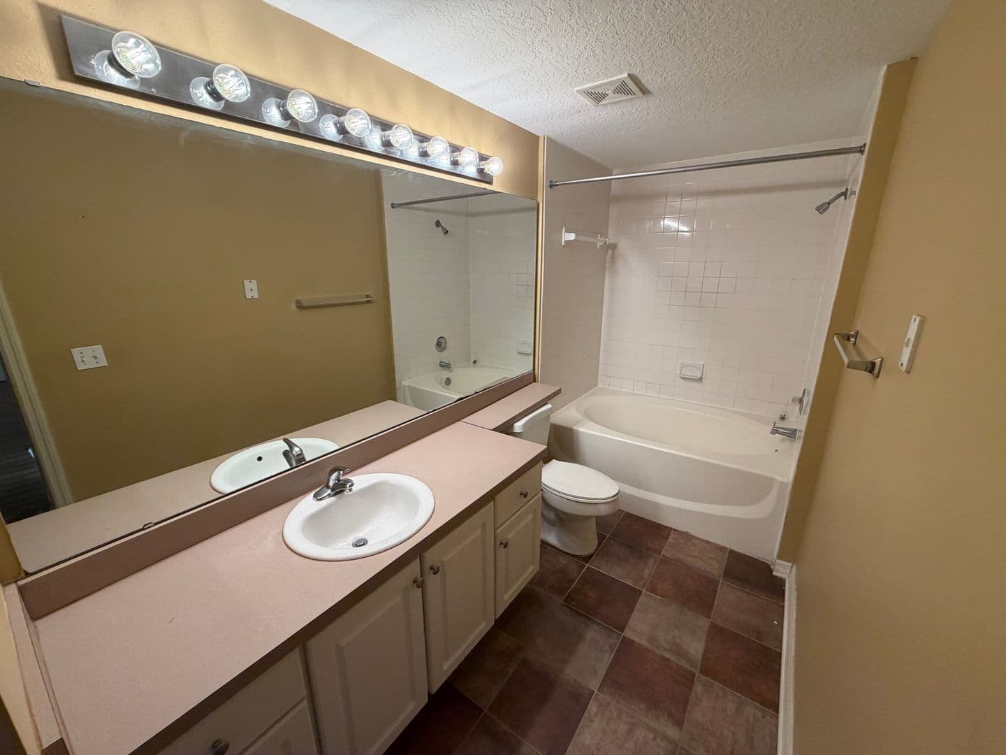 Orlando Condo: 5578 Metrowest Blvd.