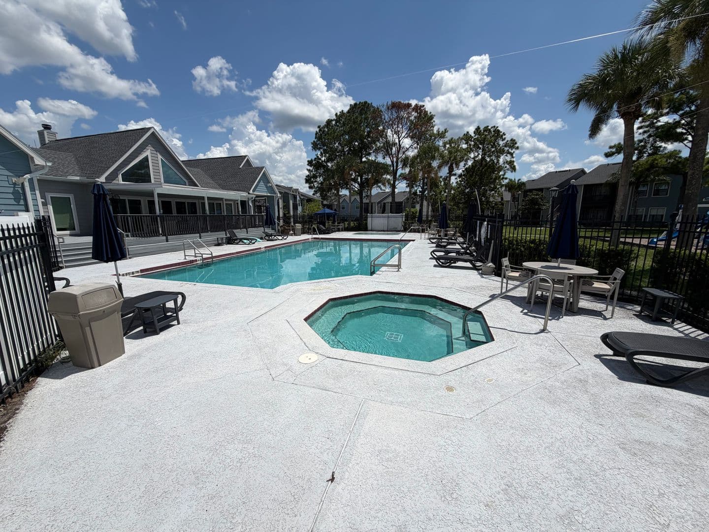 Casselberry House: 3716 Idlebrook Circle