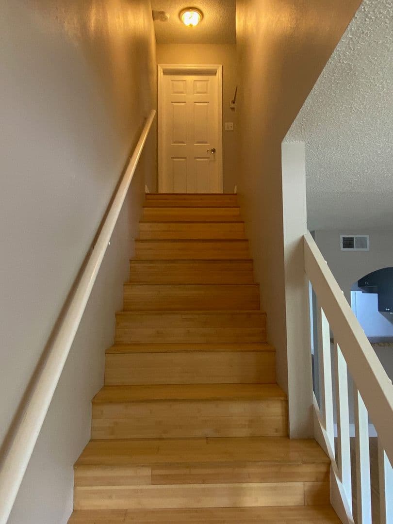 Winter Springs Townhome: 130 Rhoden Lane