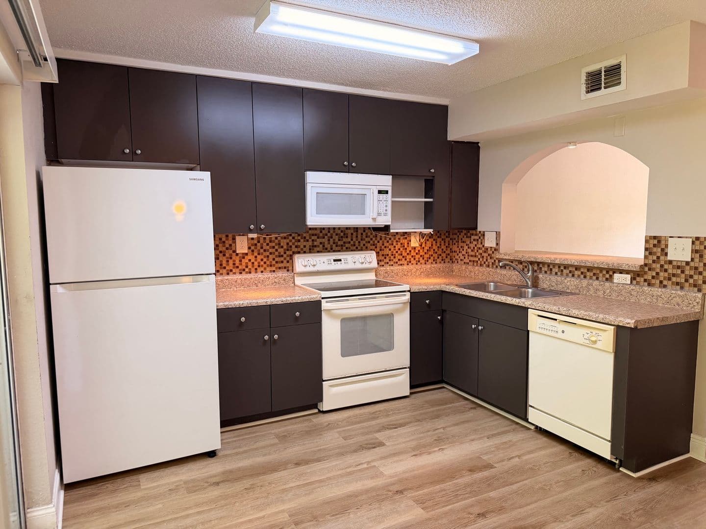Winter Springs Townhome: 130 Rhoden Lane