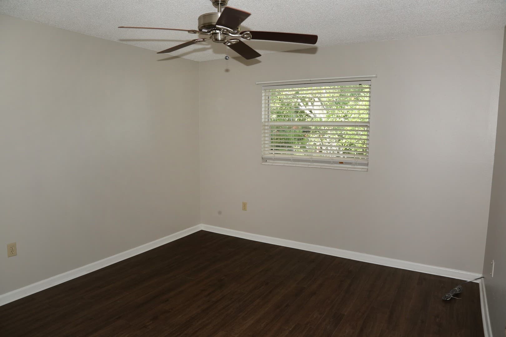 Orlando Apartment: 3200 Fairway Lane