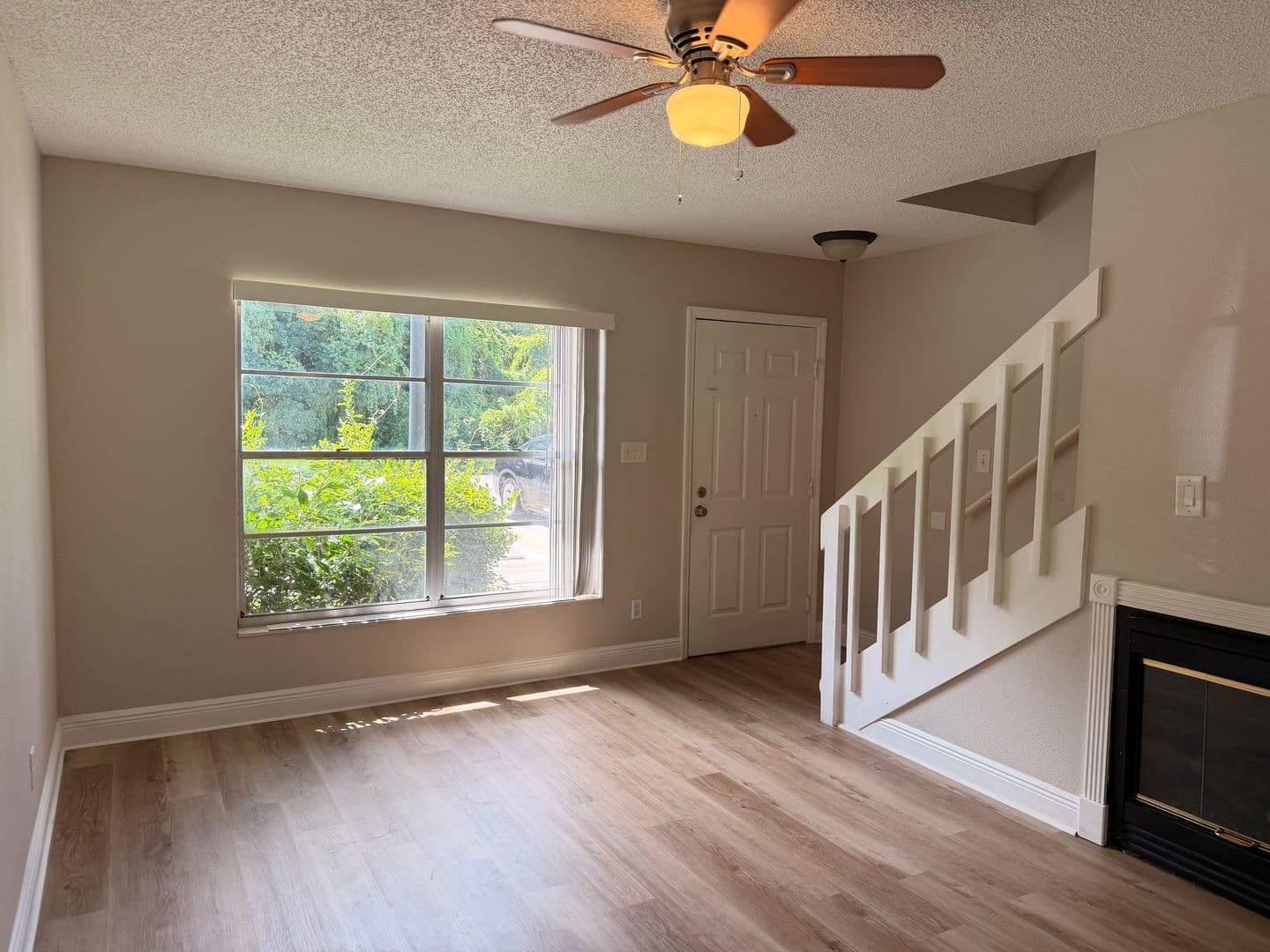 Winter Springs Townhome: 130 Rhoden Lane