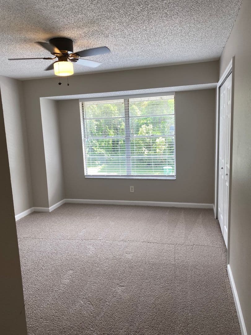 Winter Springs Townhome: 130 Rhoden Lane