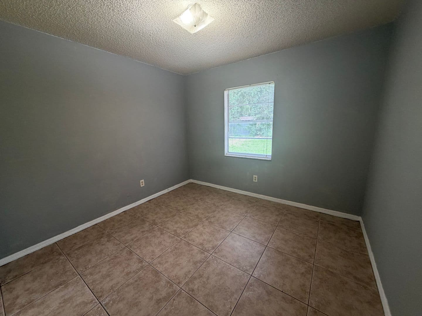 Sanford House: 2415 South Cedar Avenue