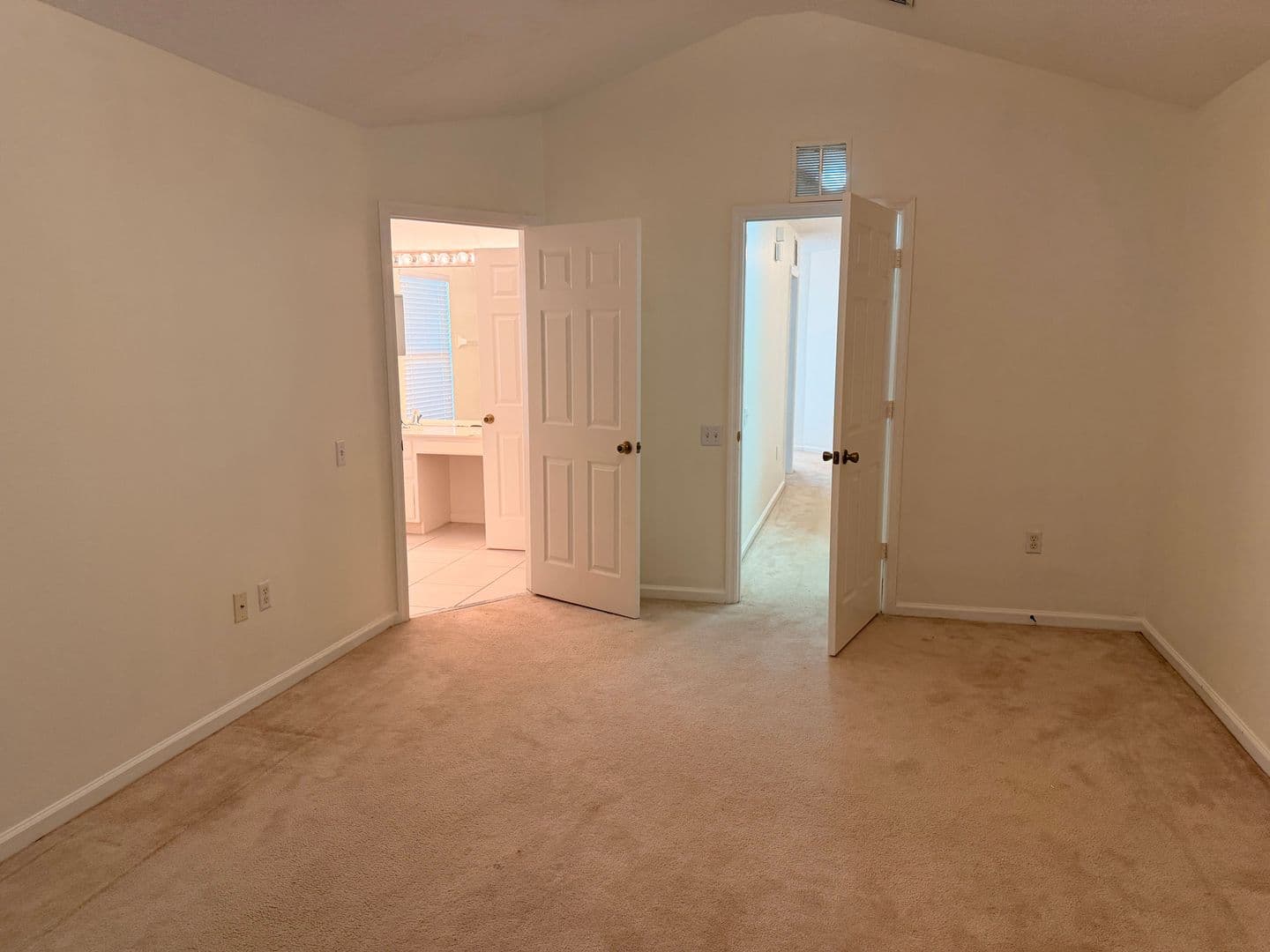 Winter Park Townhome: 2632 Galliano Circle