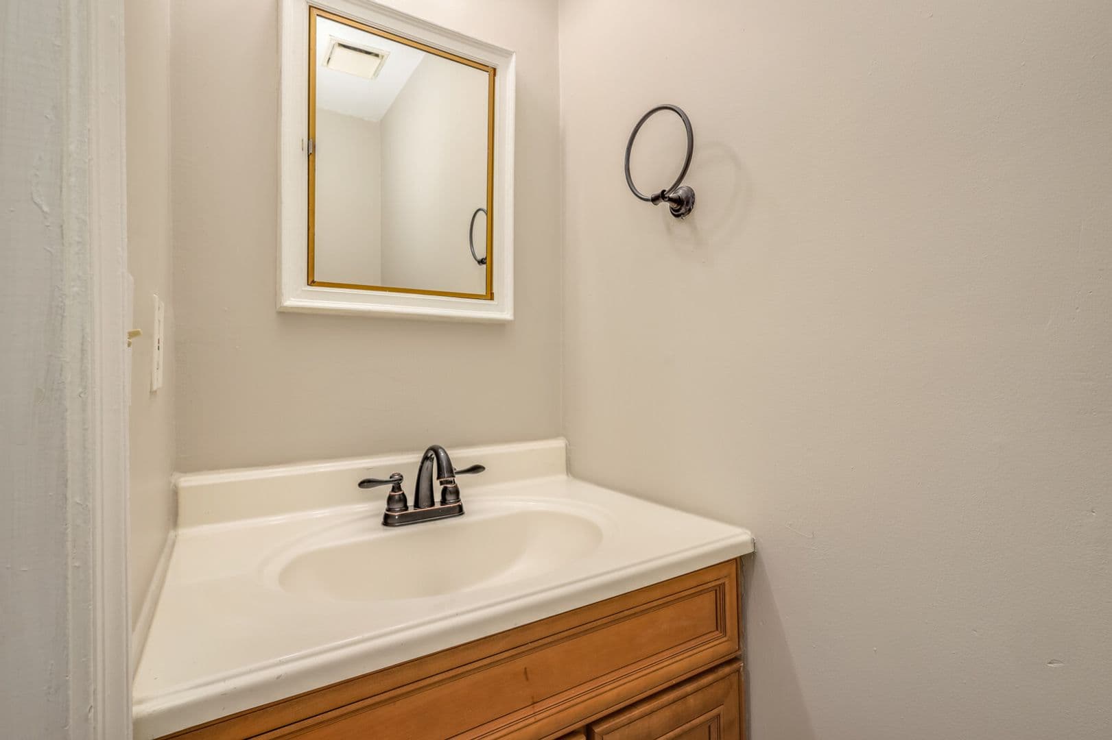 Virginia Beach Townhome: 436 Peregrine St