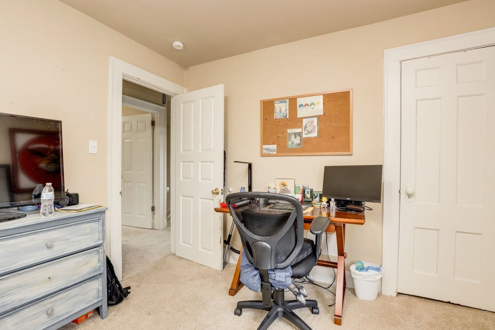 Portsmouth House: 23 Afton Pkwy