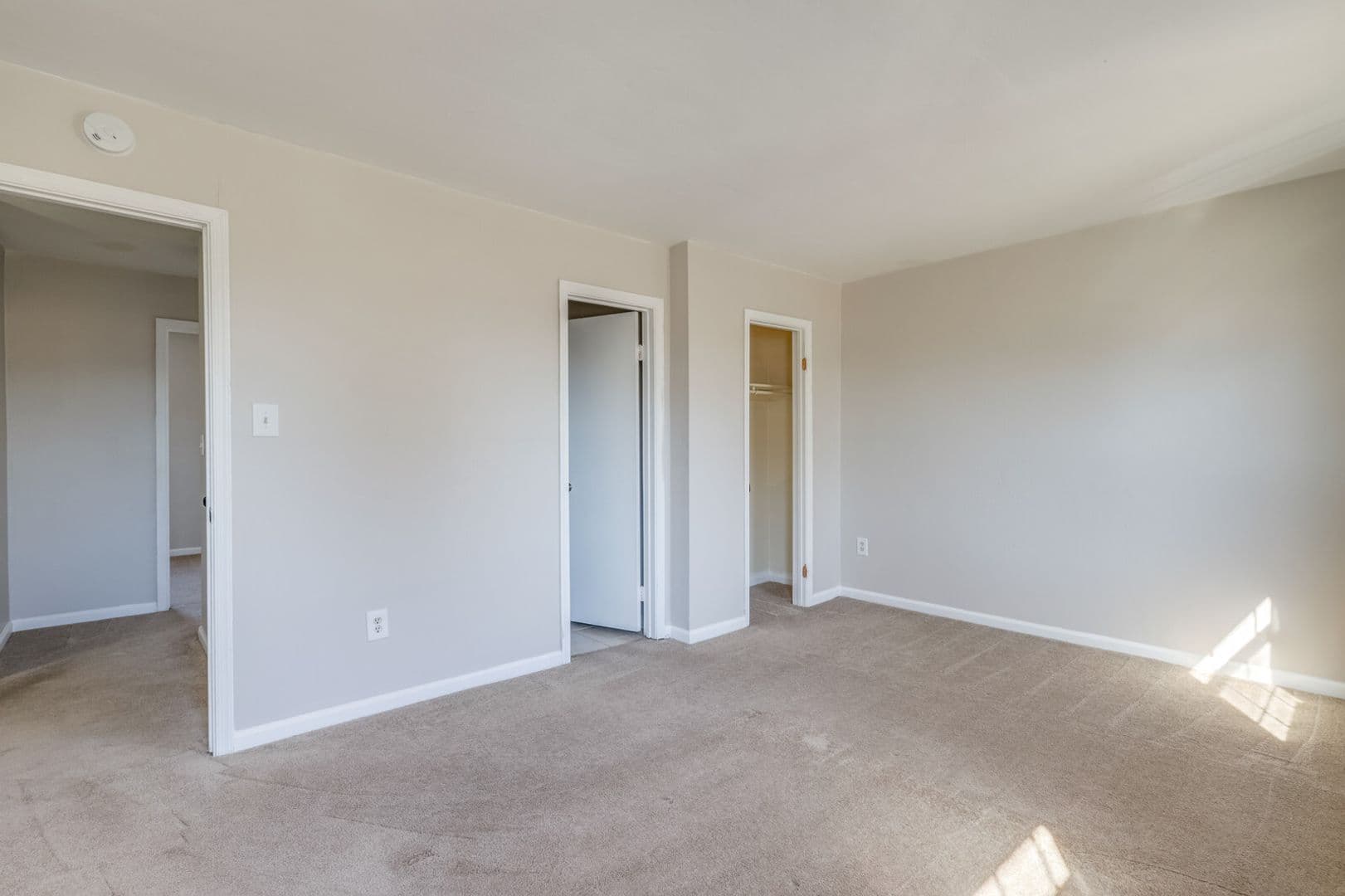 Virginia Beach Townhome: 436 Peregrine St