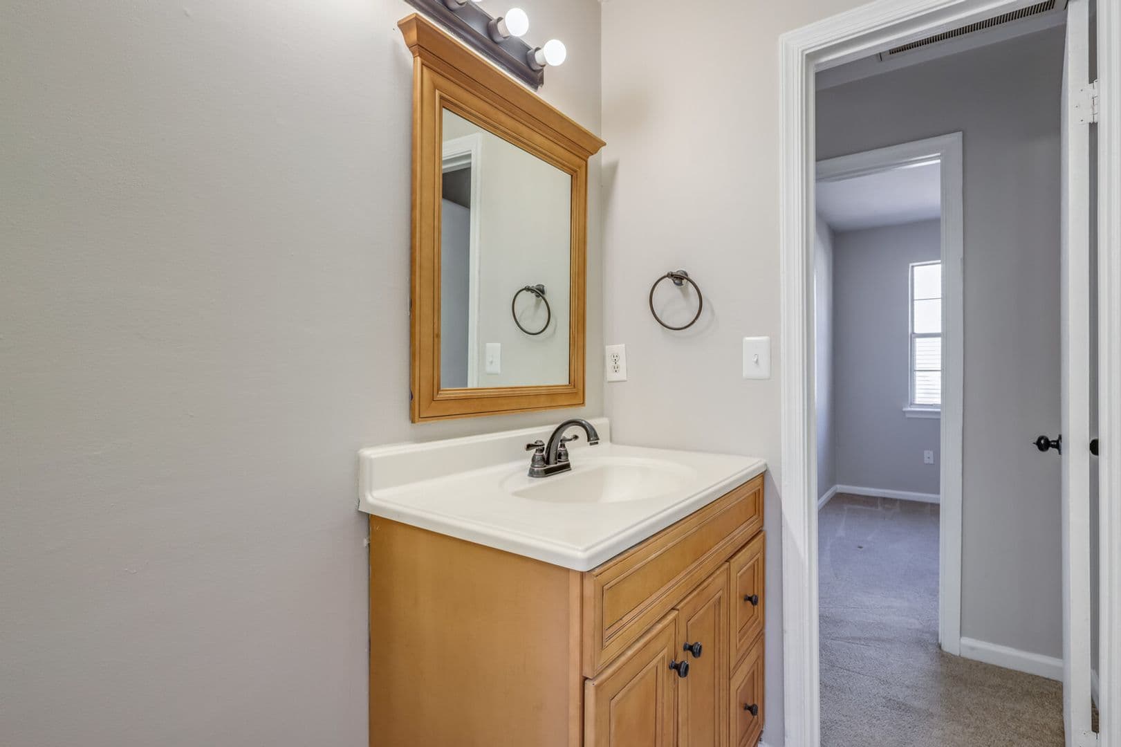 Virginia Beach Townhome: 436 Peregrine St