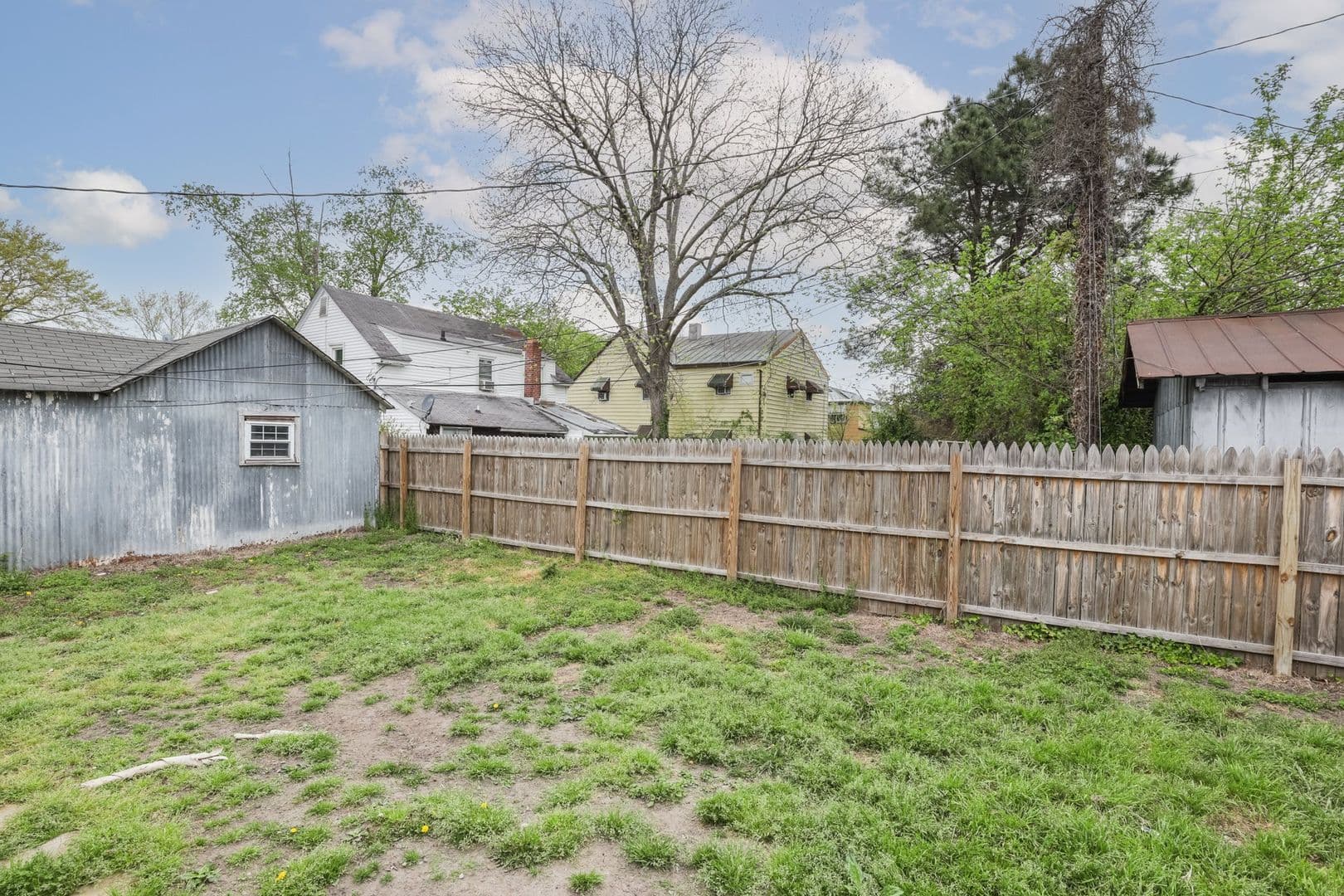 Portsmouth House: 23 Afton Pkwy