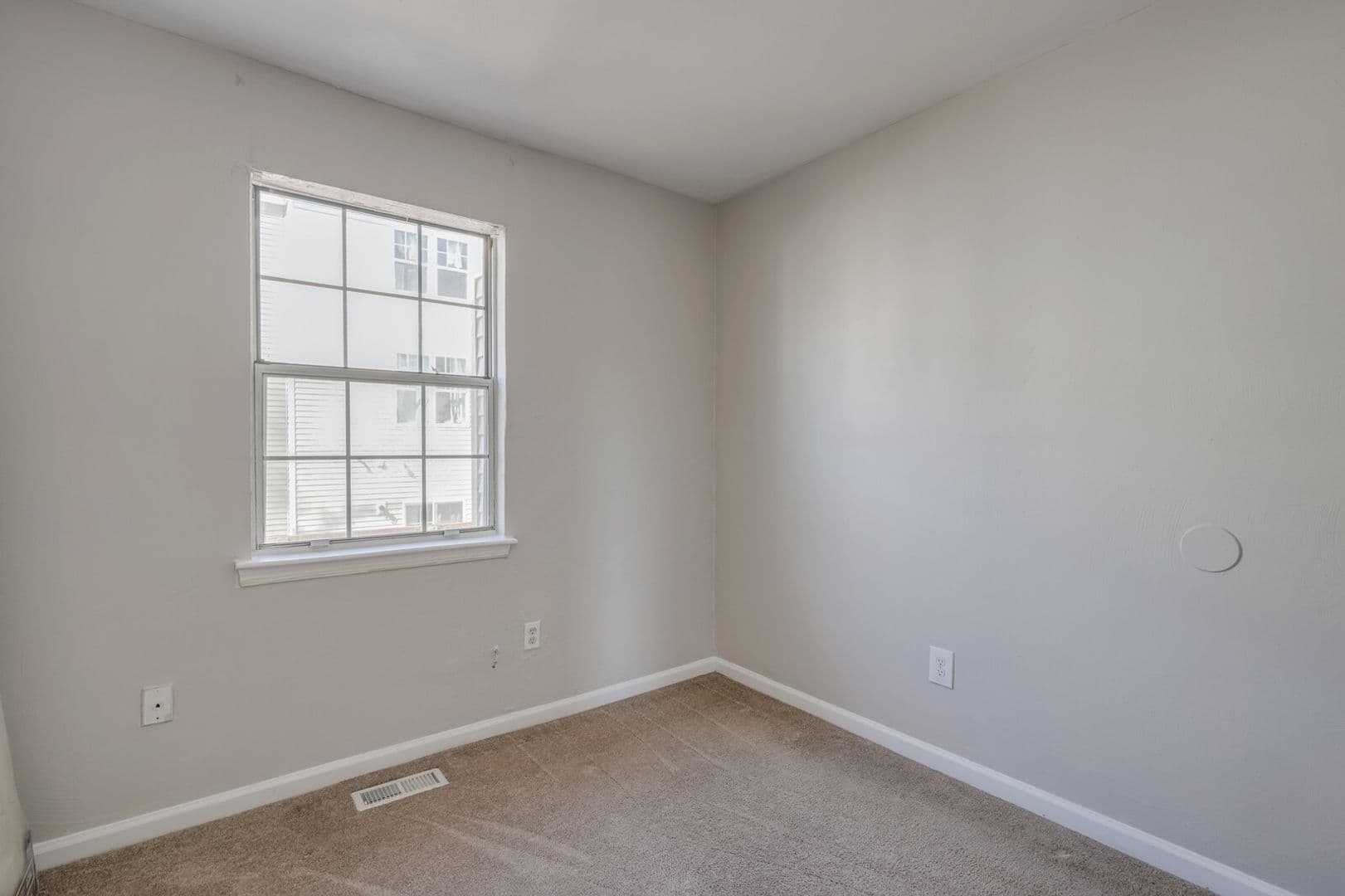 Virginia Beach Townhome: 436 Peregrine St