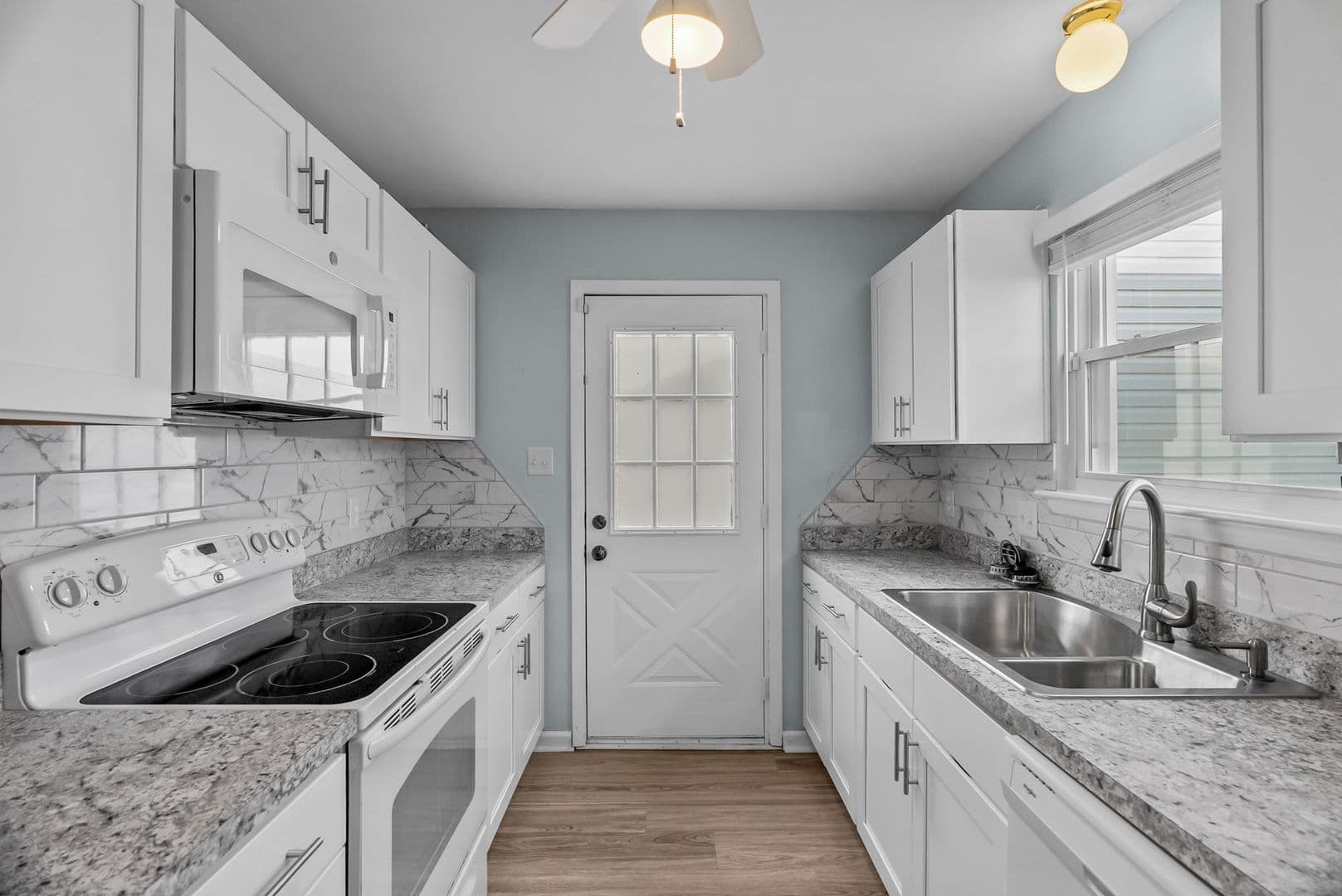 Virginia Beach House: 1212 Ferndale Ct