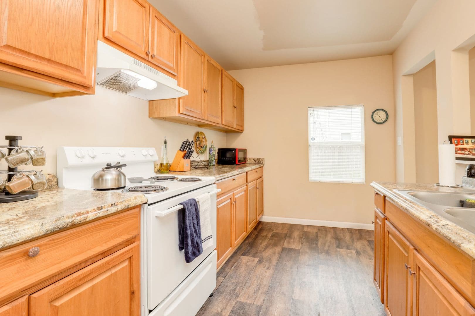 Portsmouth House: 23 Afton Pkwy