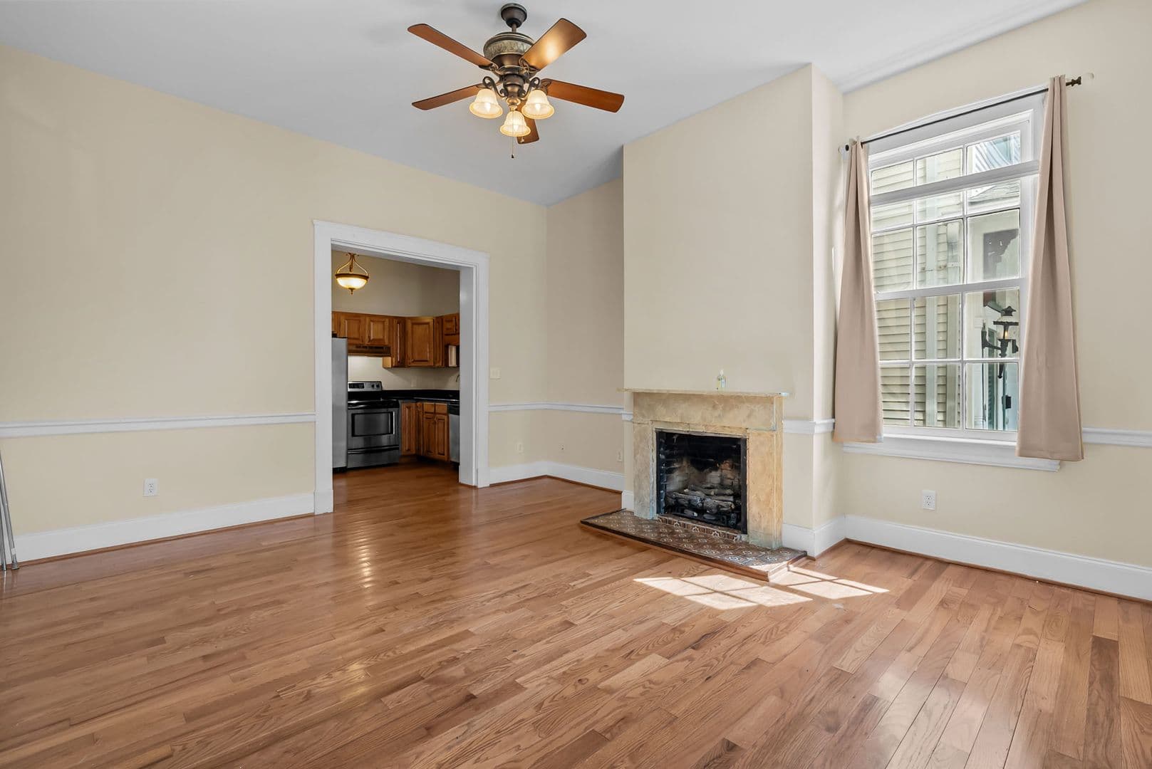 Portsmouth House: 403 Dinwiddie Street