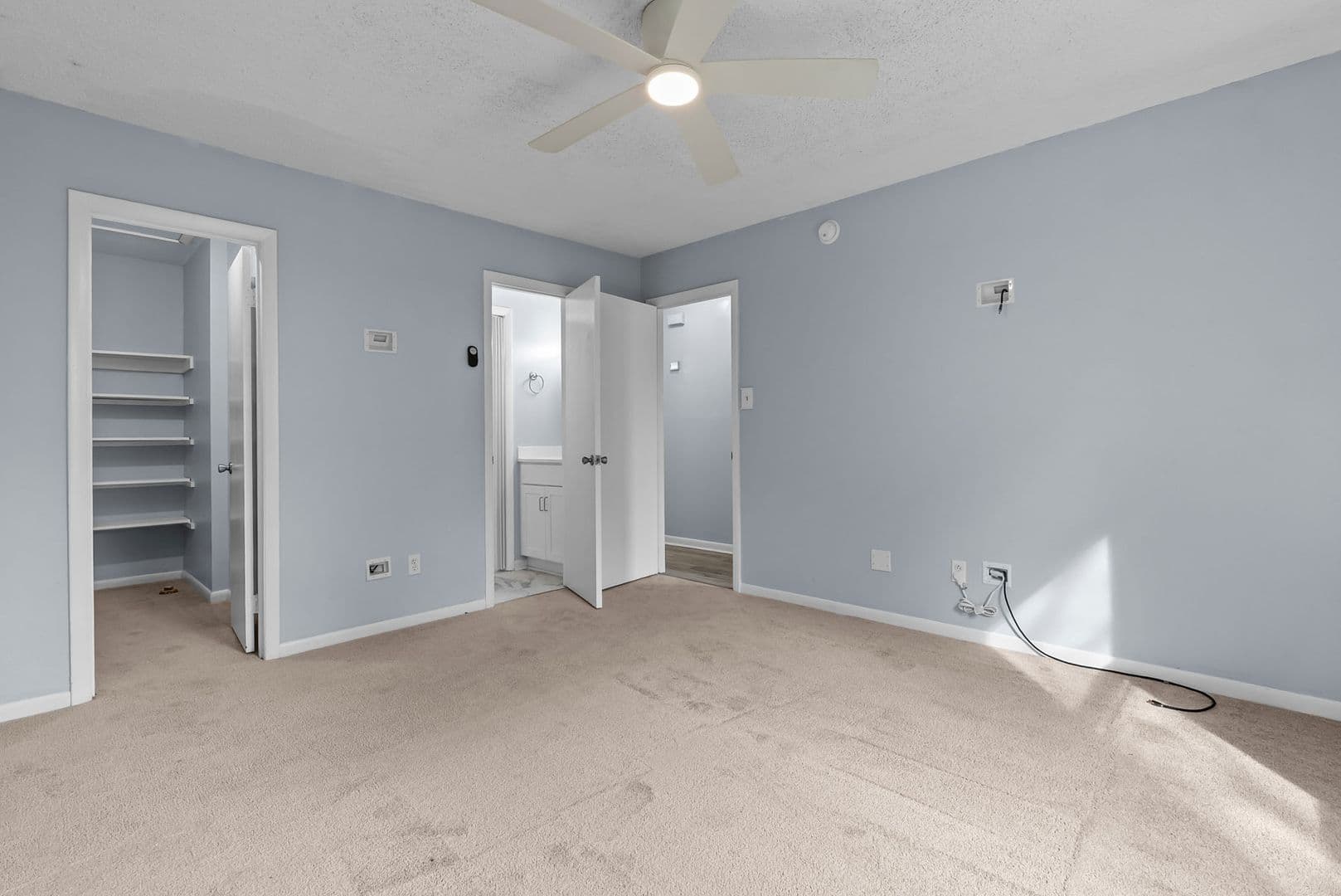 Virginia Beach House: 1212 Ferndale Ct