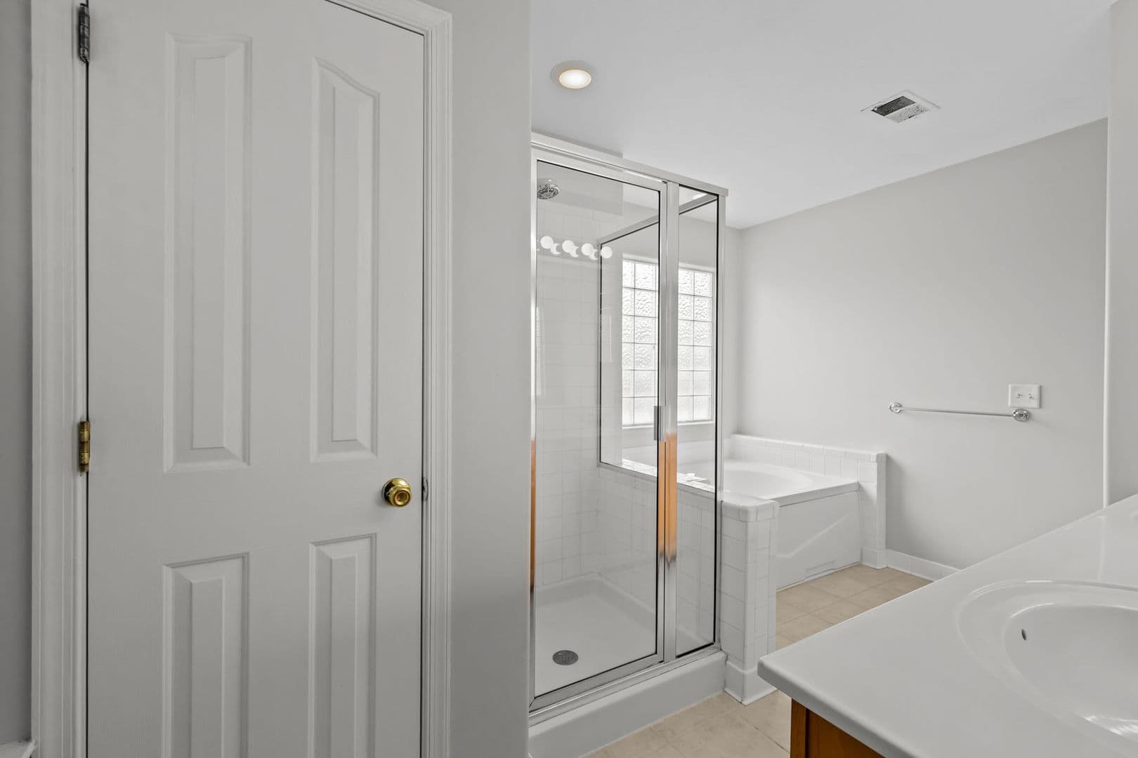 Virginia Beach House: 5261 Spring Cove Way