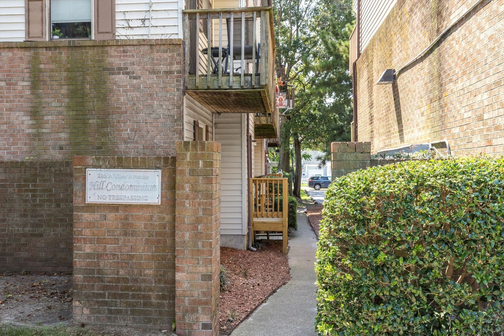 Norfolk Condo: 225 A View Ave, #202