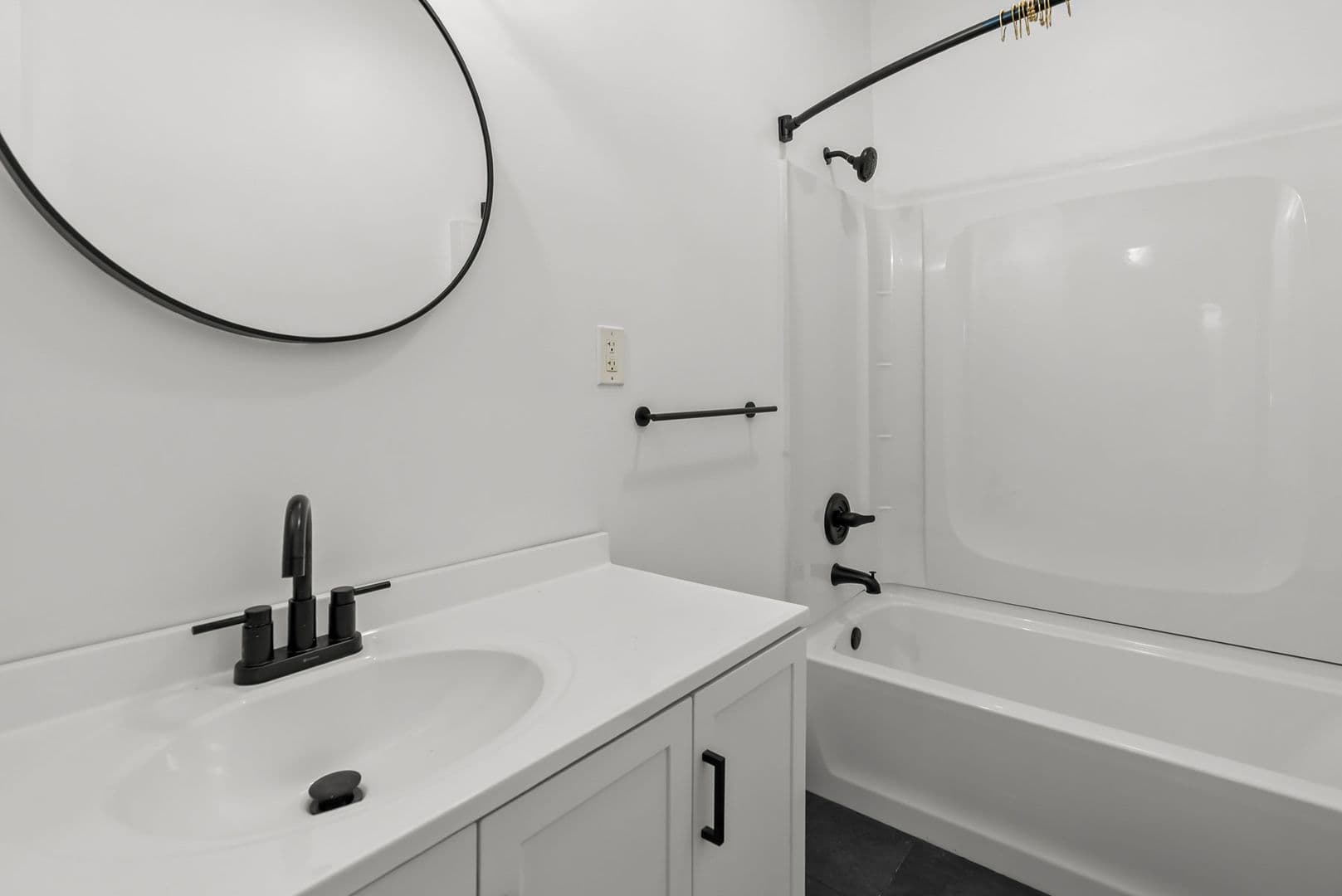Portsmouth House: 403 Dinwiddie Street