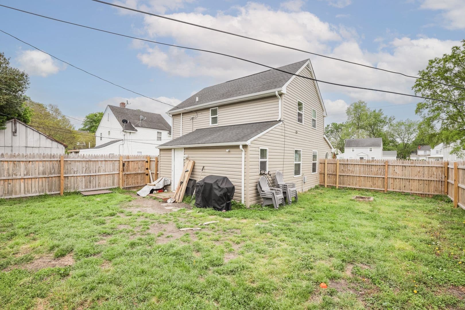 Portsmouth House: 23 Afton Pkwy