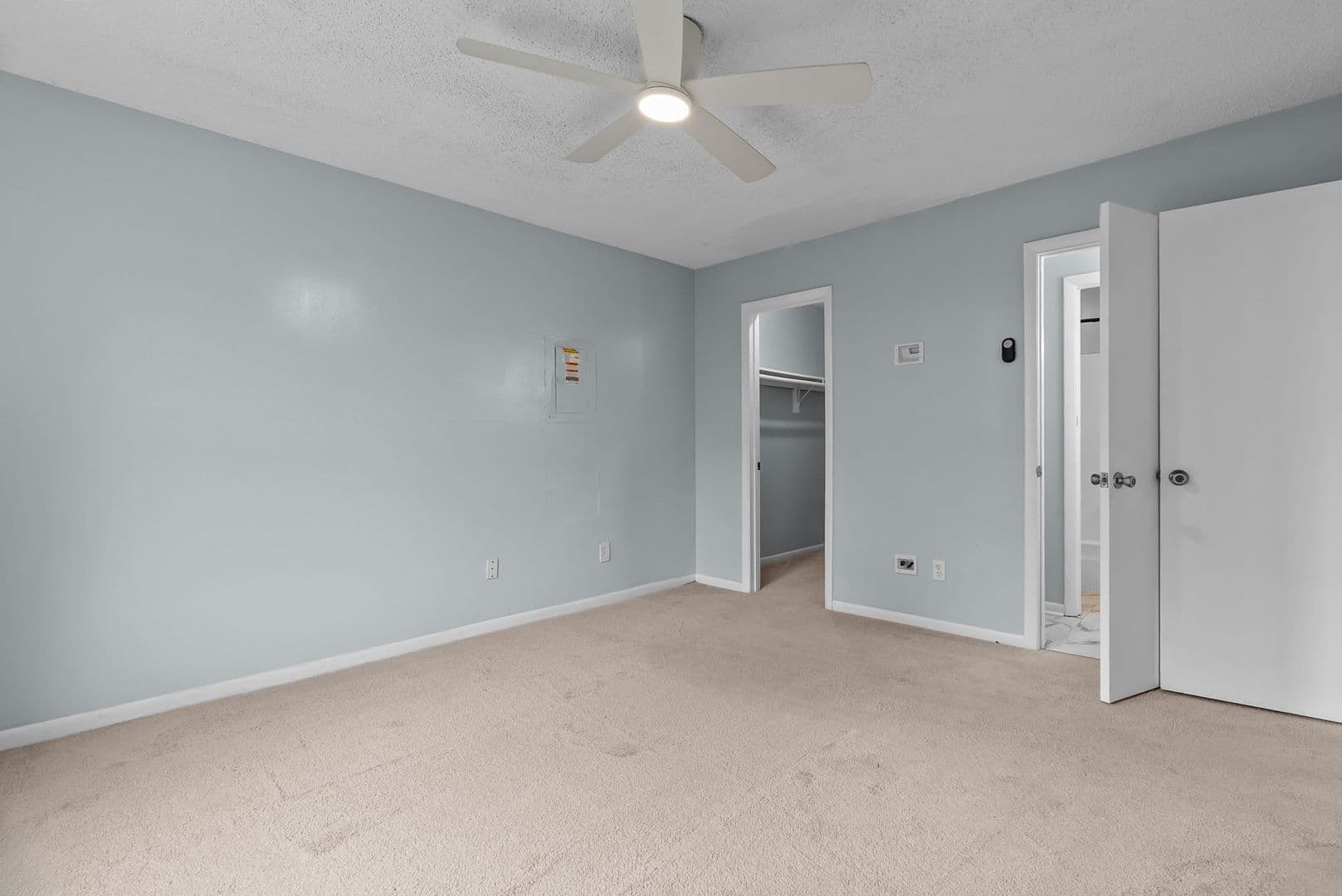 Virginia Beach House: 1212 Ferndale Ct