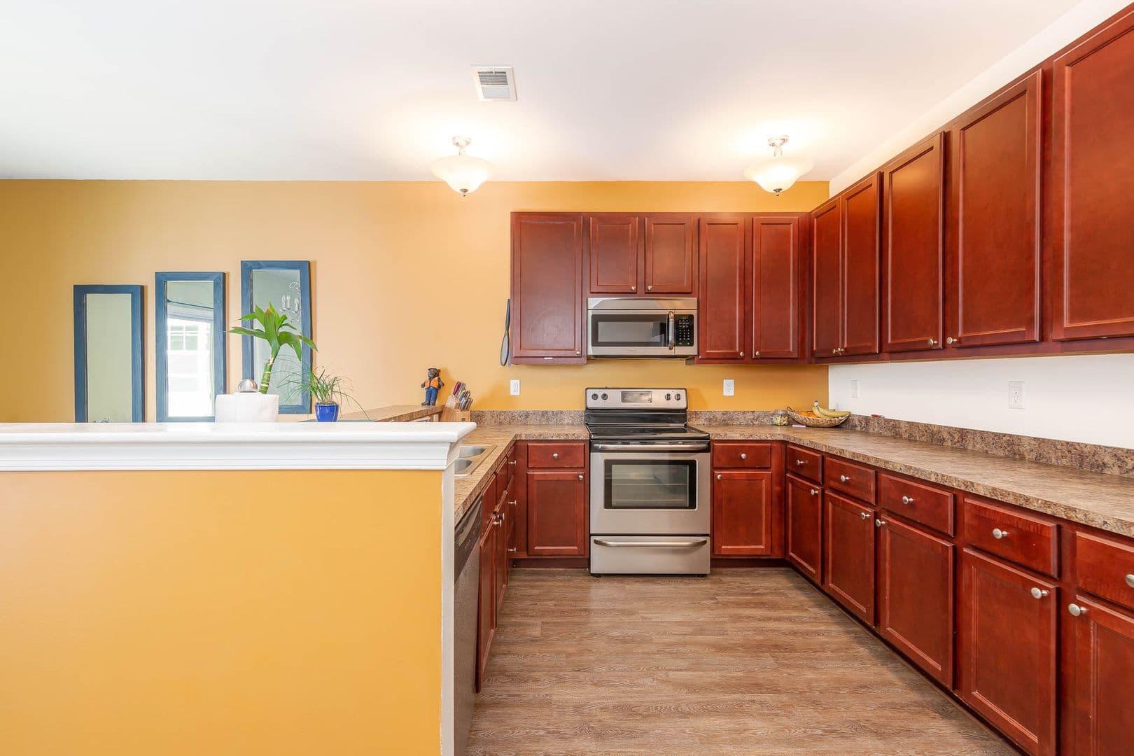 Chesapeake House: 2404 Leytonstone Drive