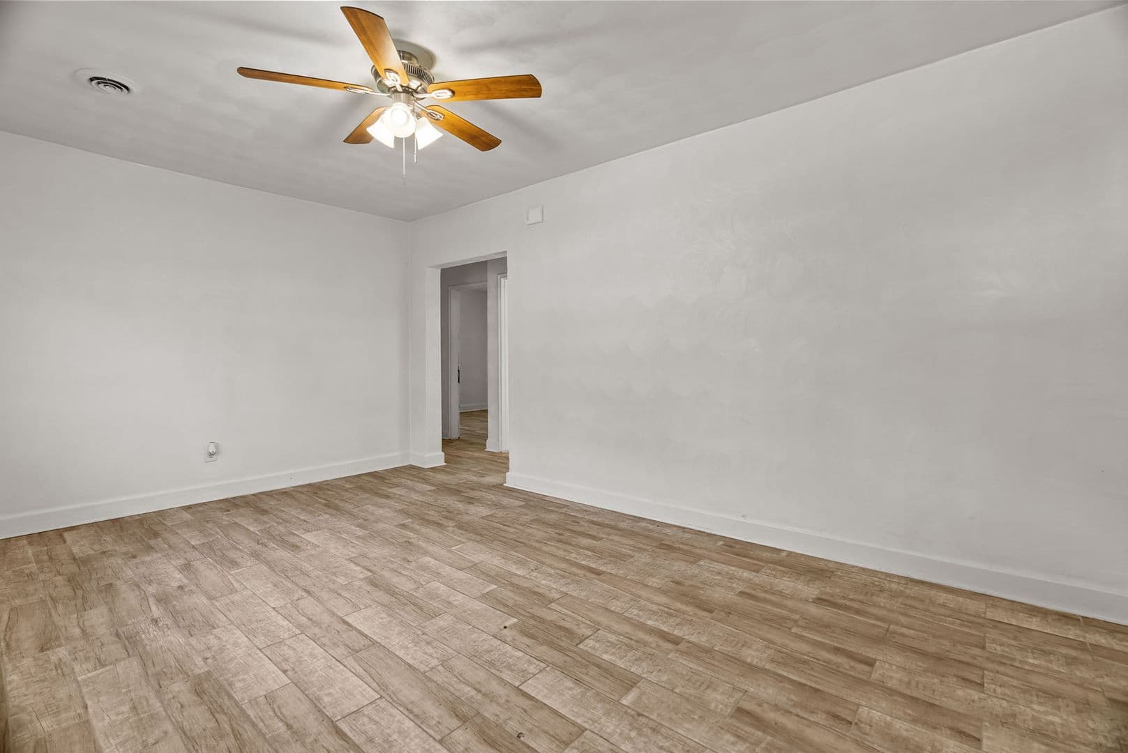 Norfolk House: 4502 Bankhead Ave