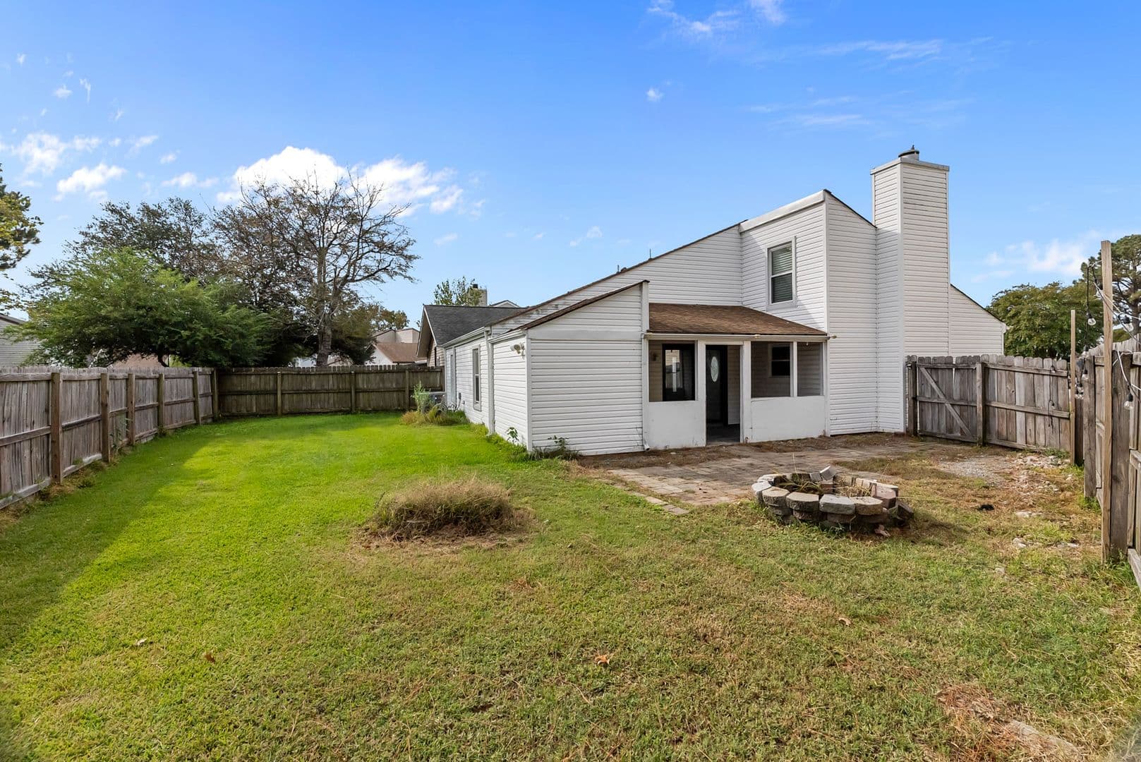 Virginia Beach House: 1212 Ferndale Ct