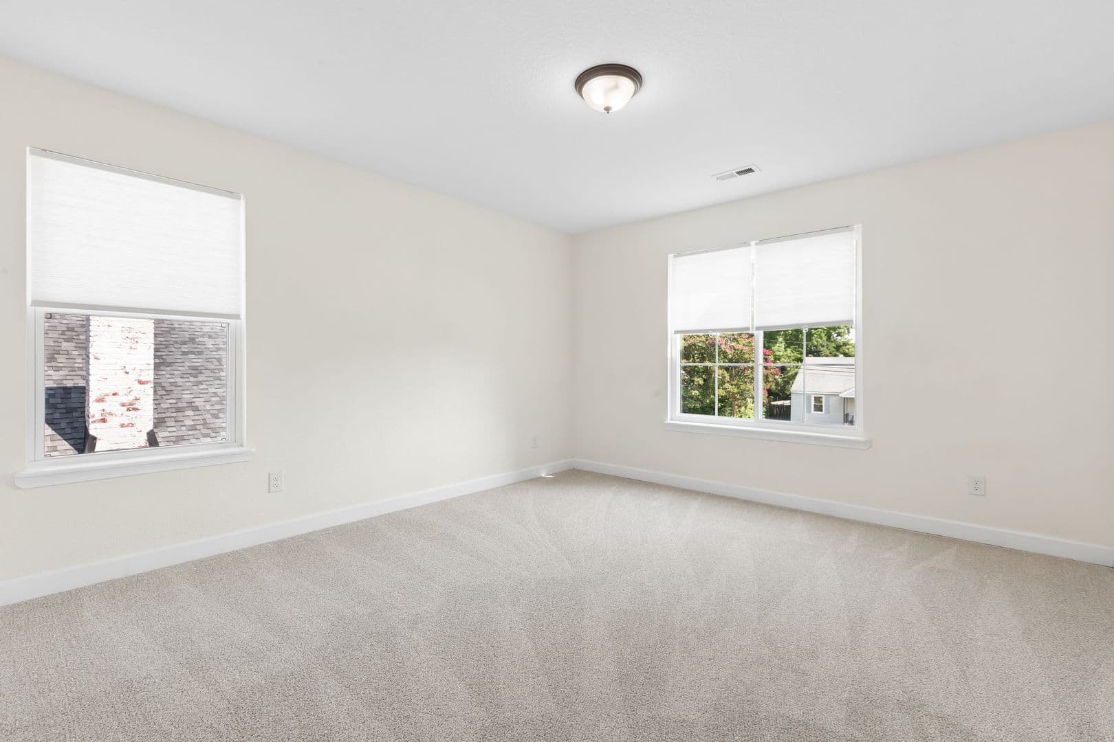 Hampton House: 317 Cottonwood Ave