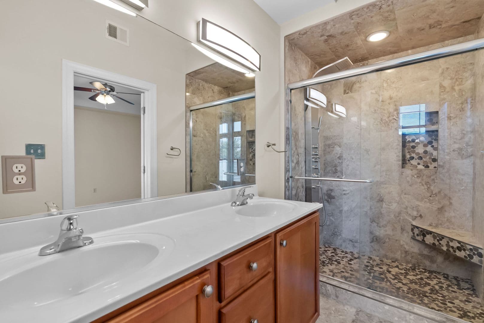 Norfolk Condo: 1405 Dure Road