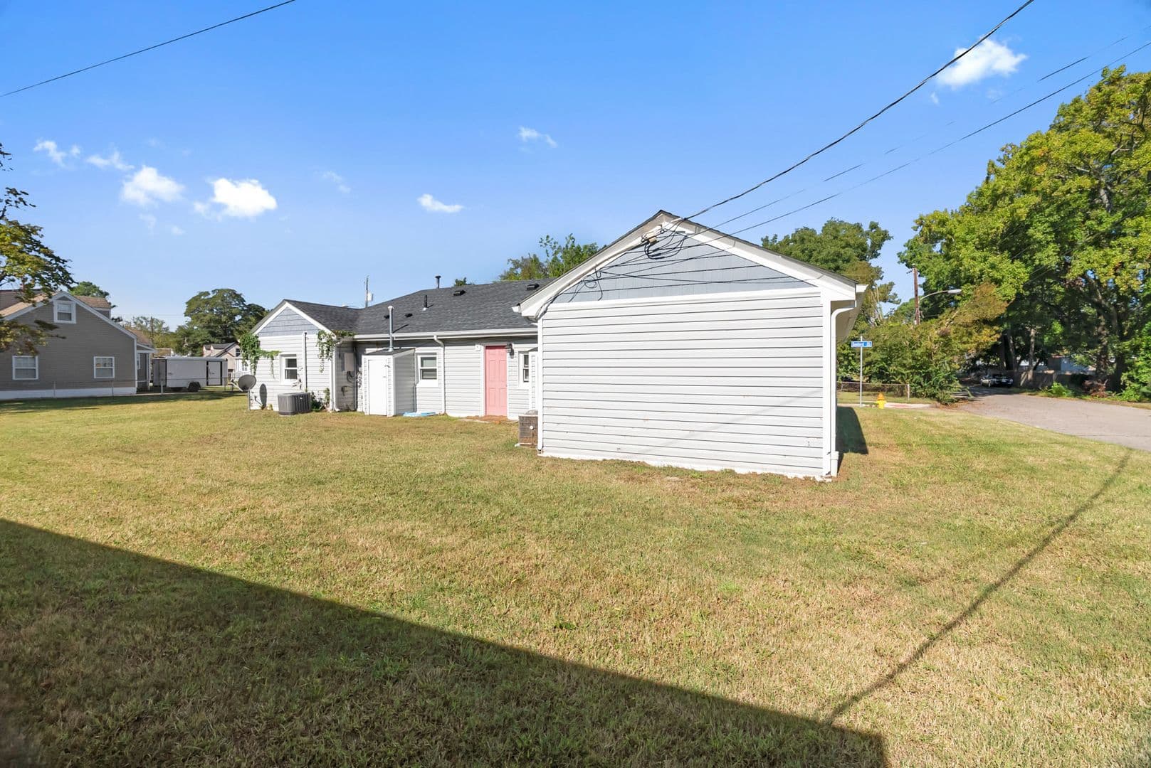 Norfolk House: 4502 Bankhead Ave
