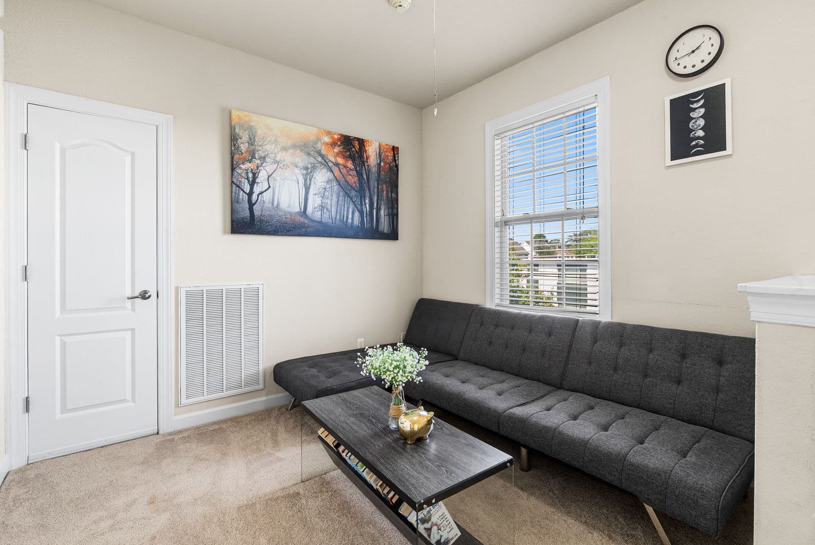 Norfolk House: 1301 E Ocean View Ave