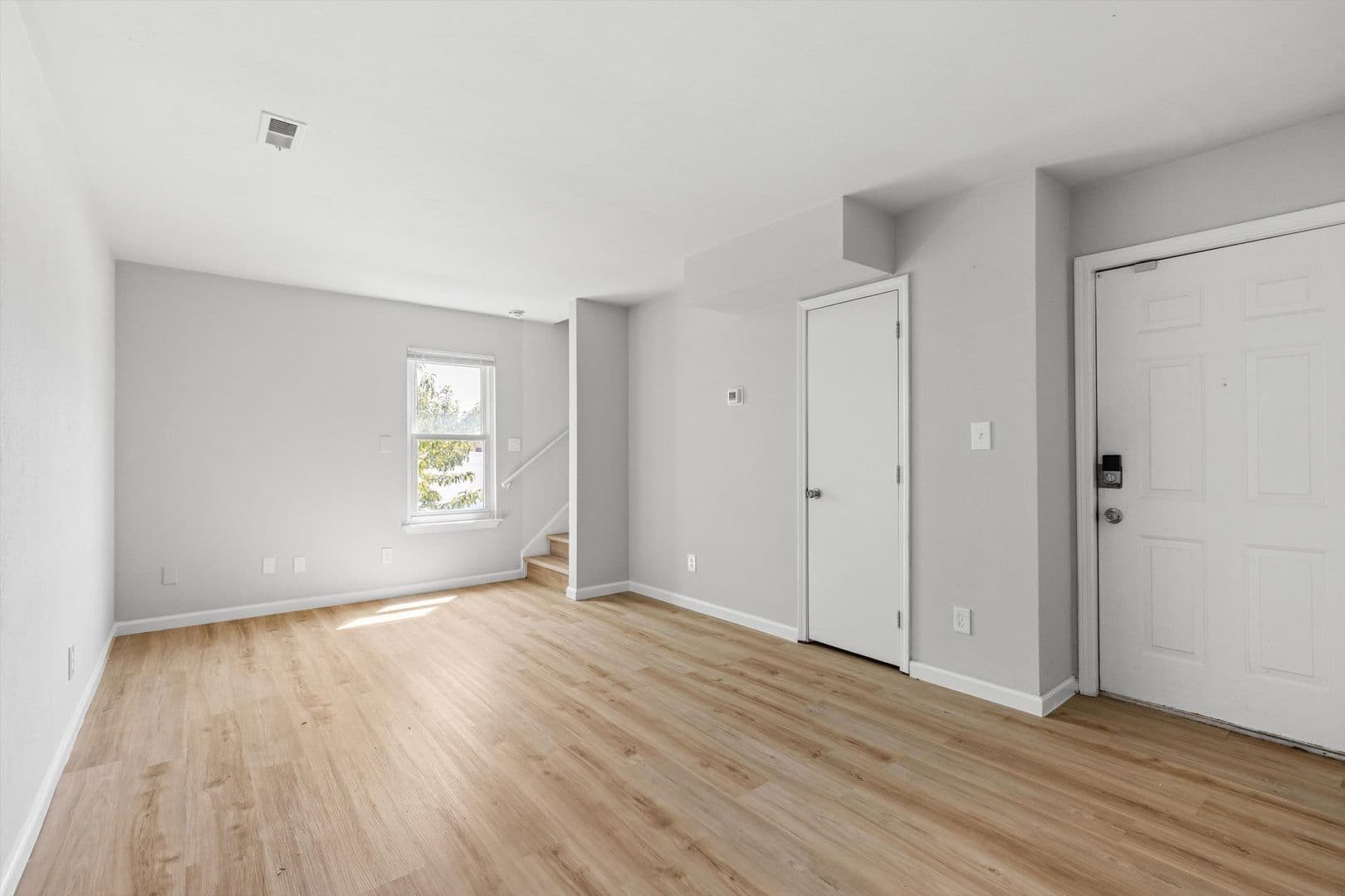 Norfolk Condo: 225 A View Ave, #202