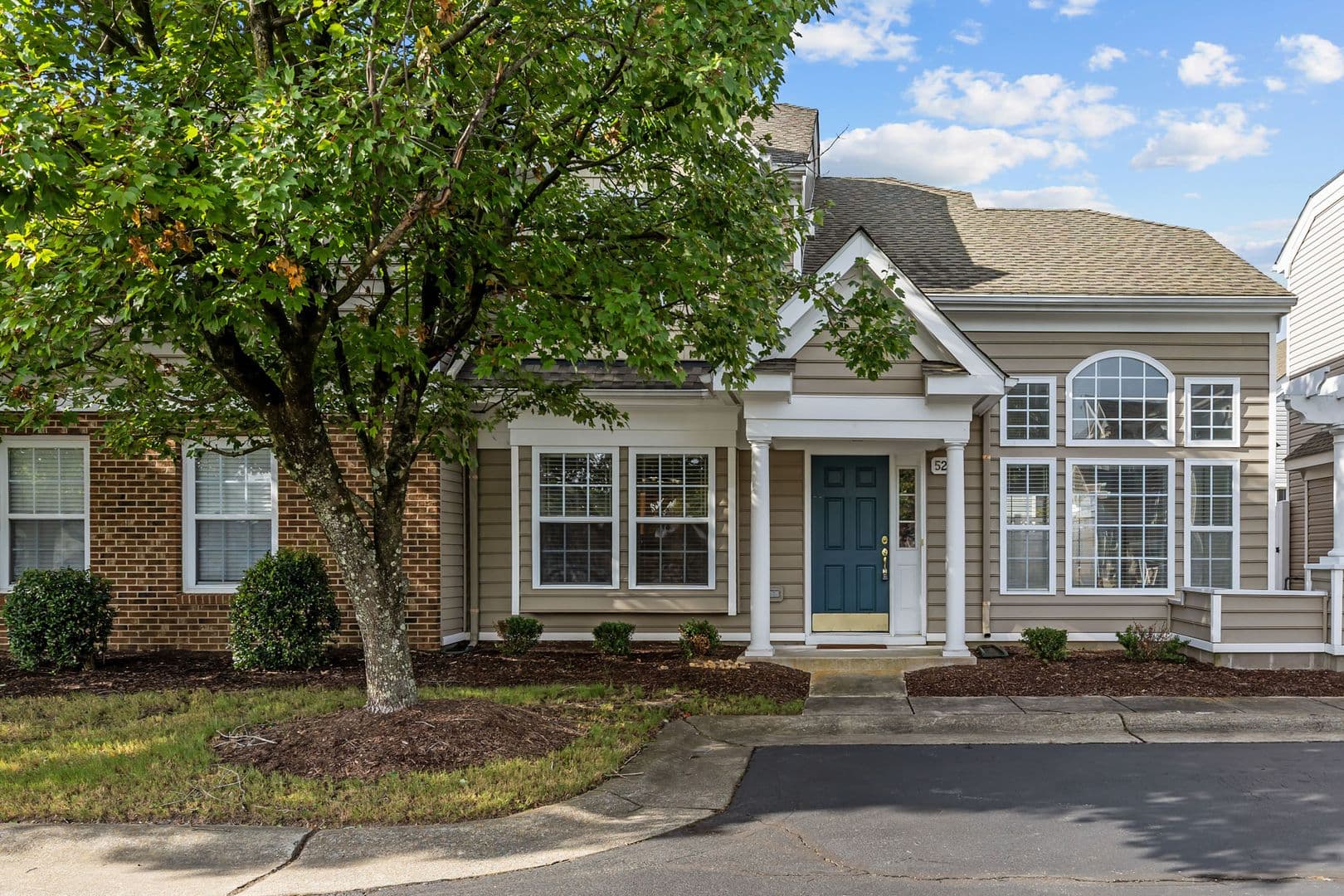 Virginia Beach House: 5261 Spring Cove Way
