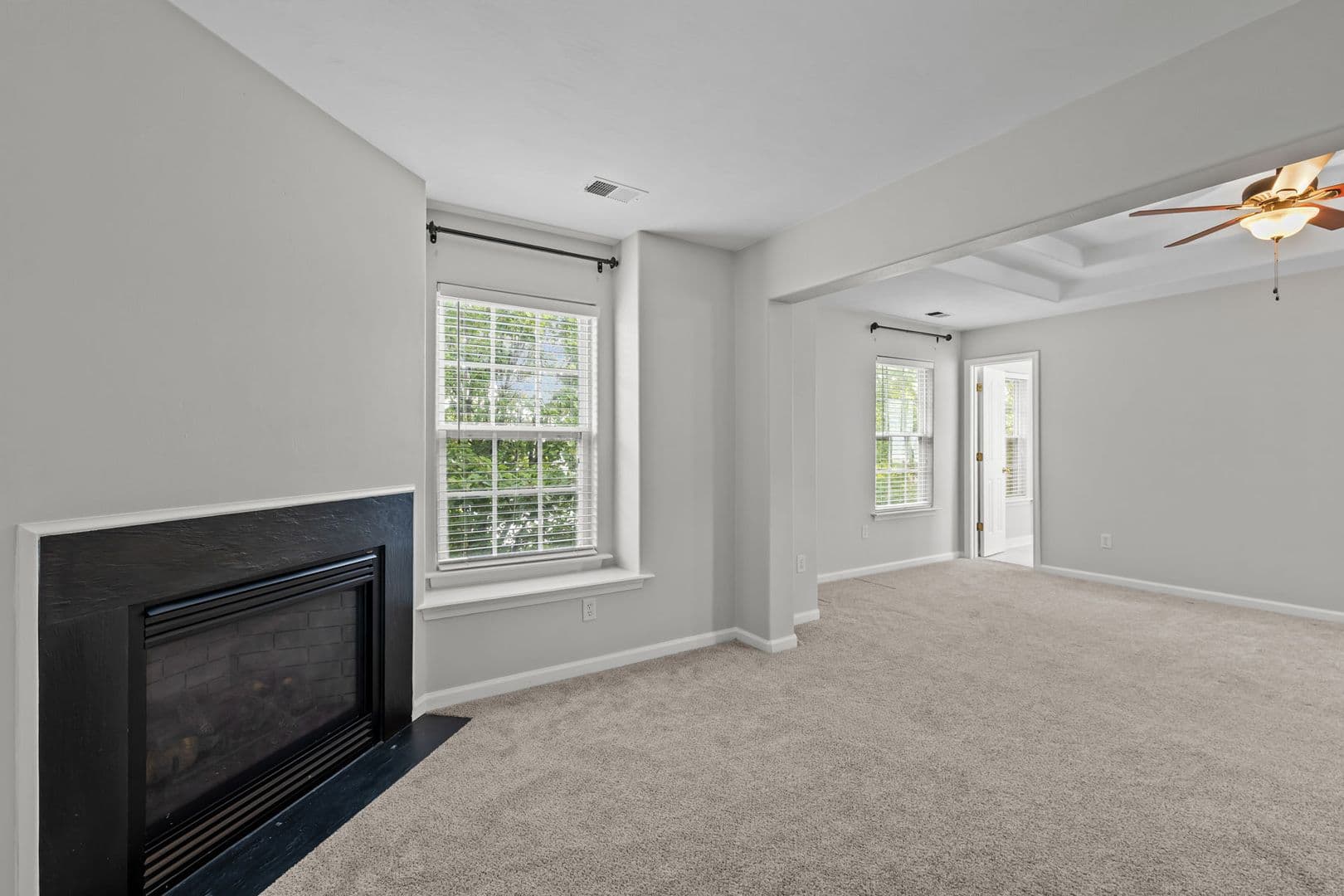 Virginia Beach House: 5261 Spring Cove Way