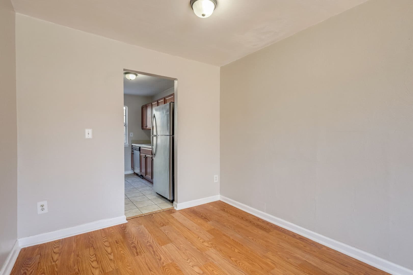 Virginia Beach Townhome: 436 Peregrine St
