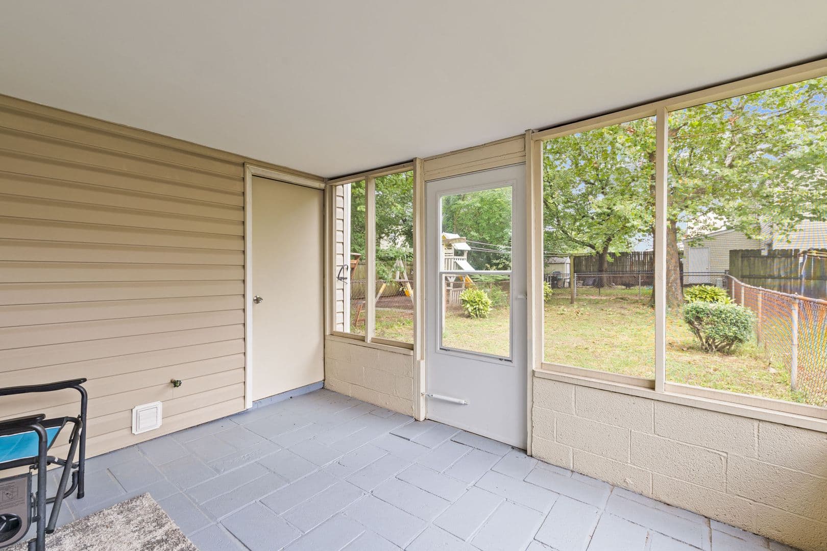Virginia Beach Townhome: 5613 Banbury Ct