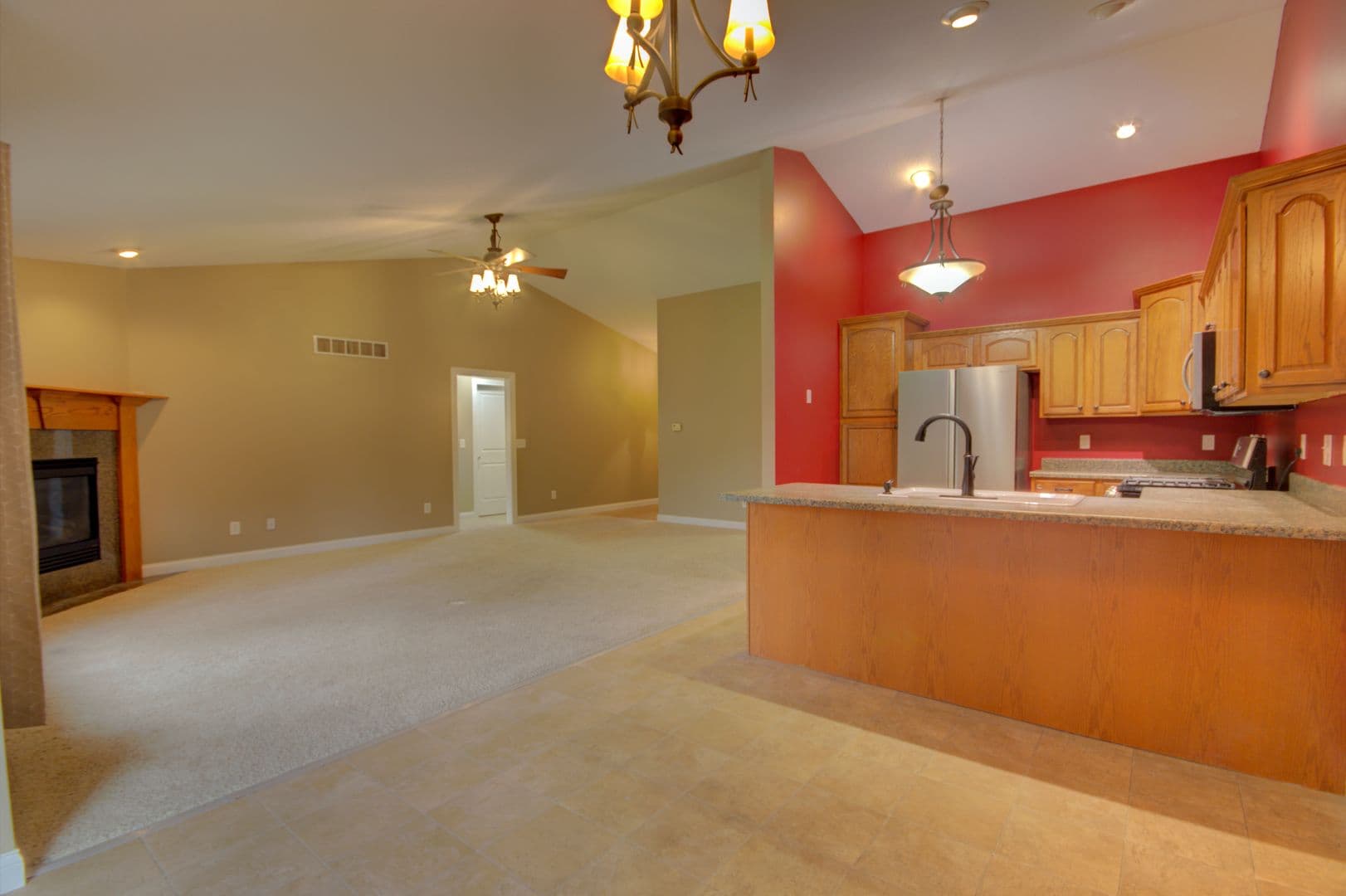 Davenport House: 2215 W 59th St