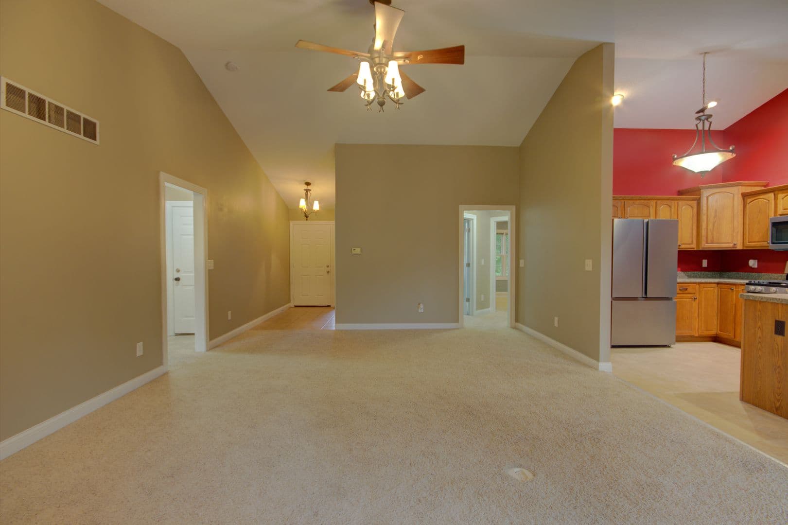 Davenport House: 2215 W 59th St