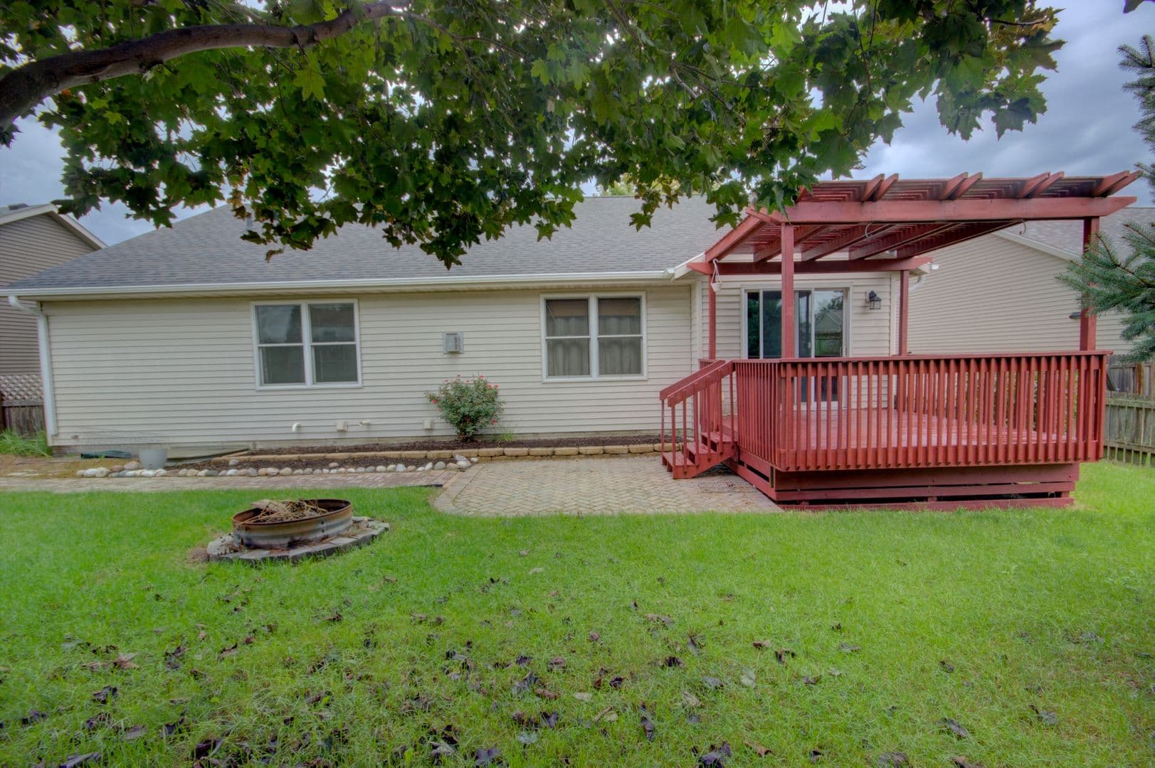 Davenport House: 2215 W 59th St