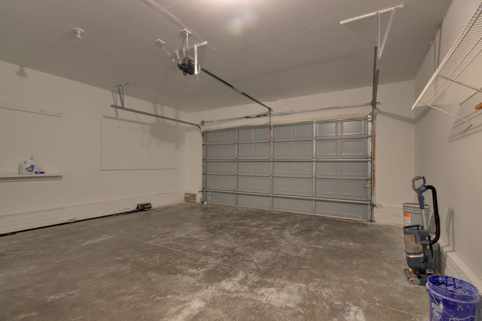 Davenport House: 2215 W 59th St