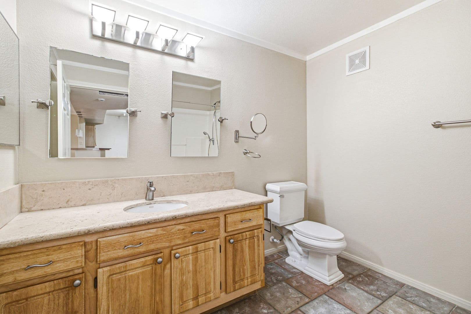 North Las Vegas House: 5855 Valley Dr