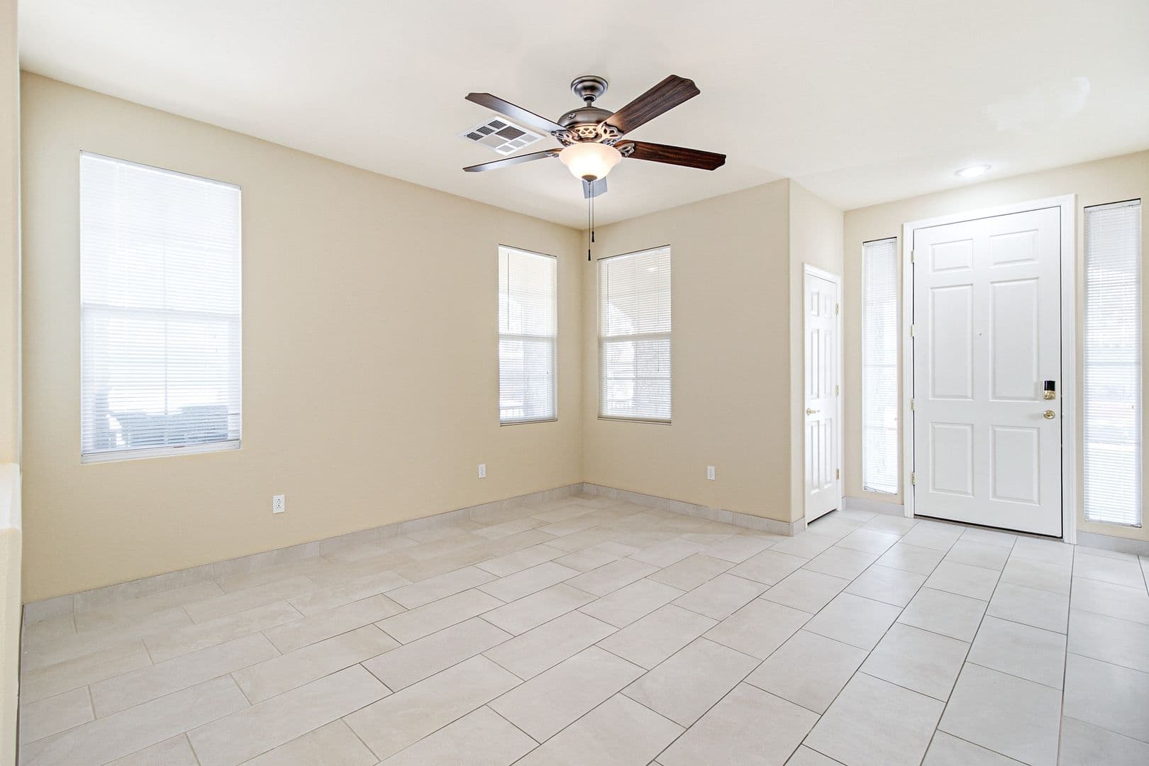 Las Vegas House: 10051 Candy Bouquet St
