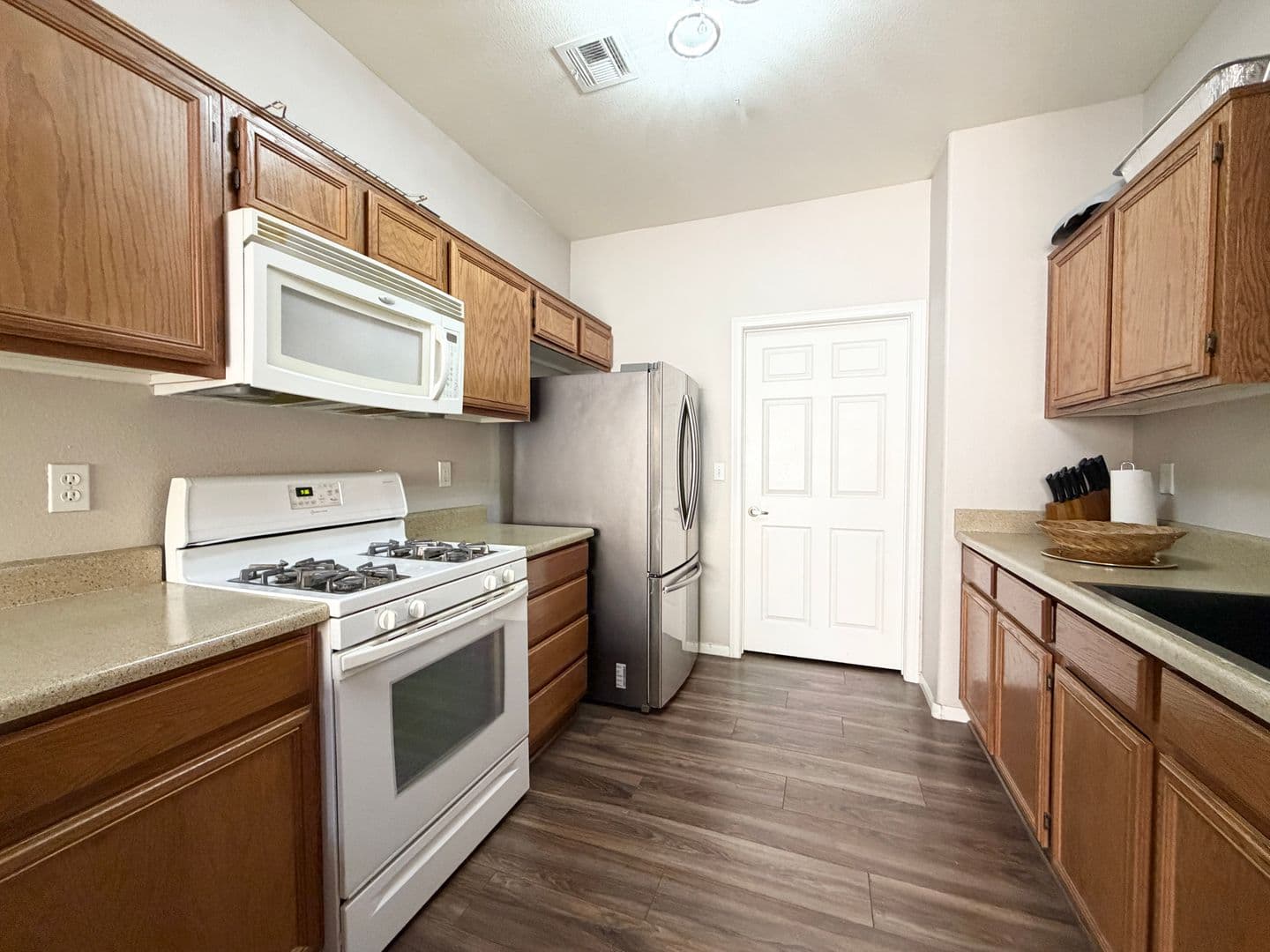 Henderson Townhome: 62 Blue Beak Way