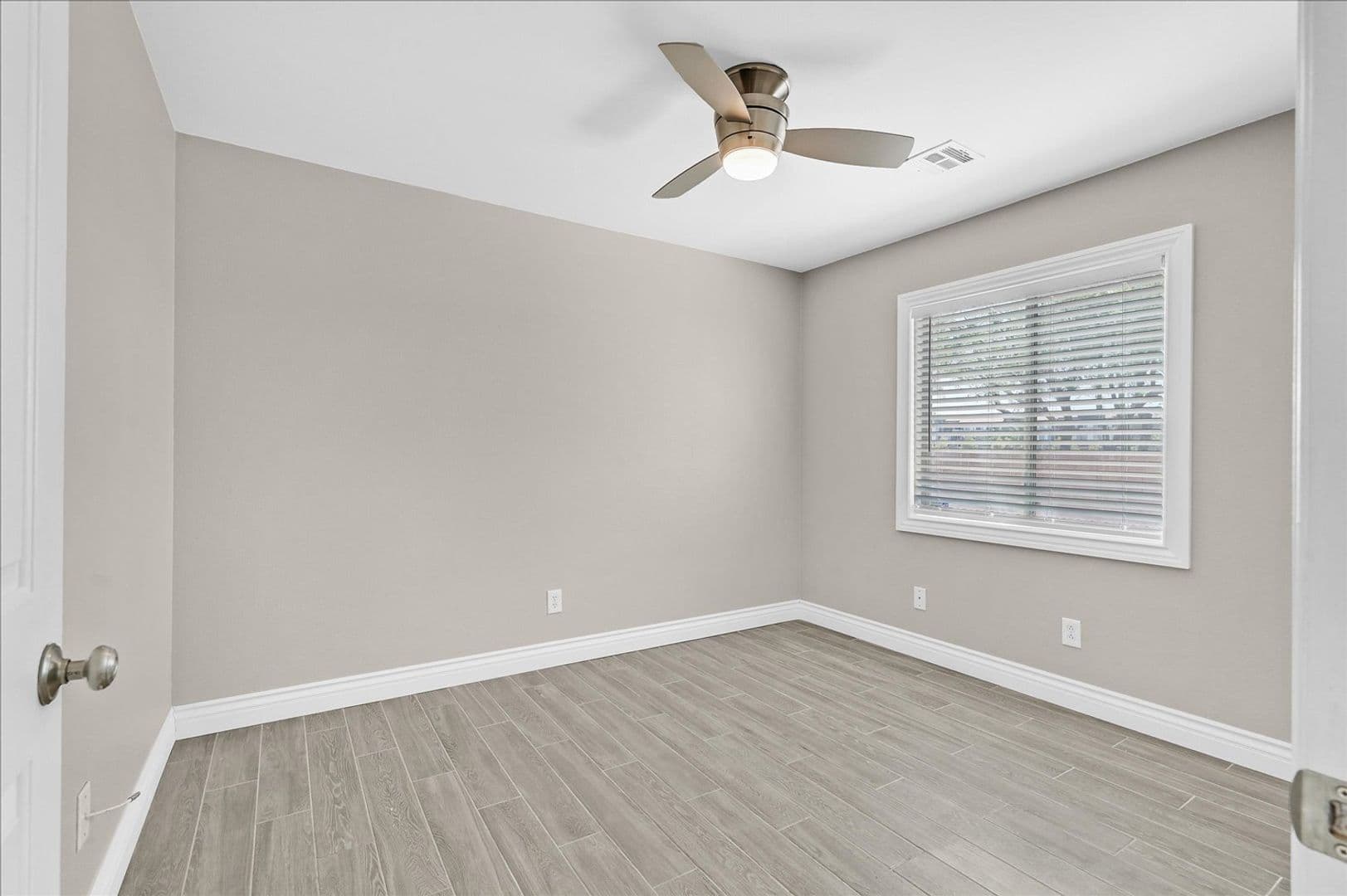 Las Vegas House: 1464 Amitola Ave