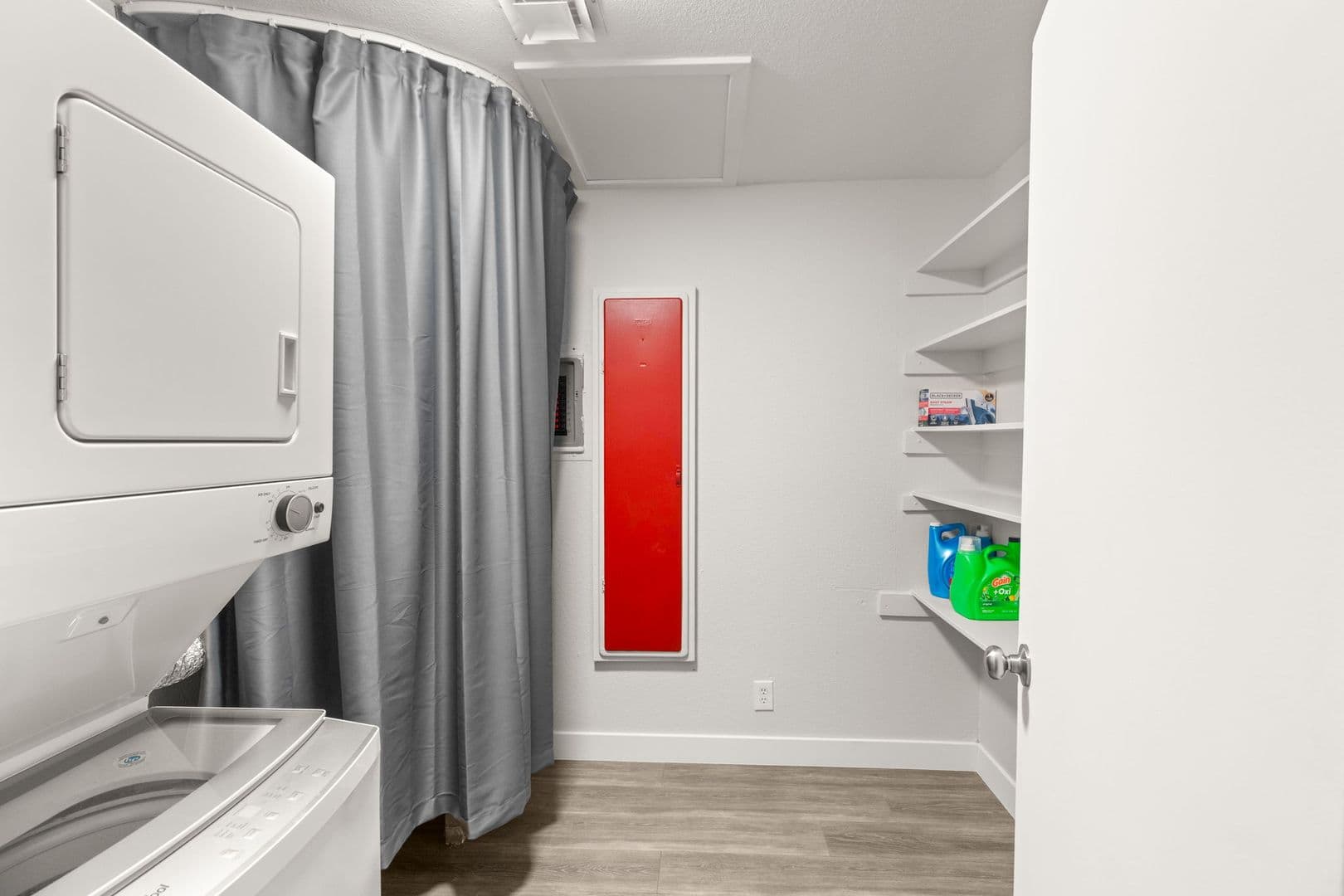Las Vegas House: 615 S 10th St Unit A