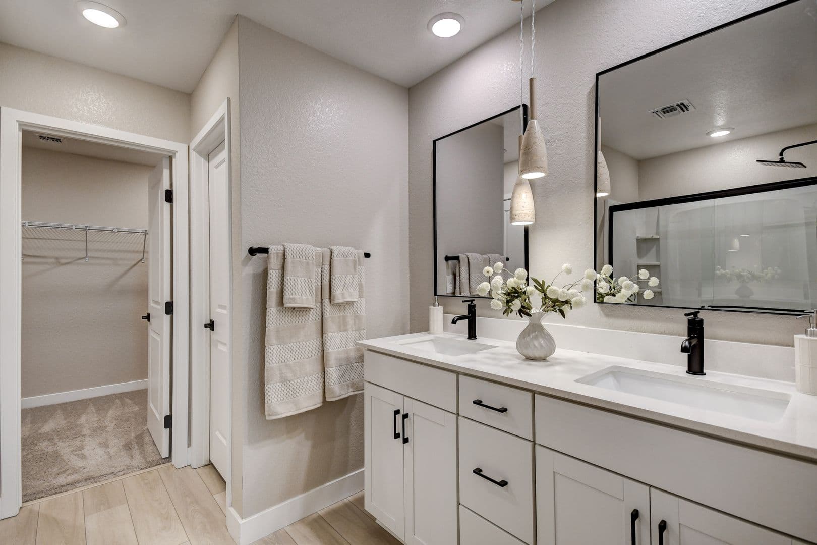 Henderson House: 3568 Anastagio Lane