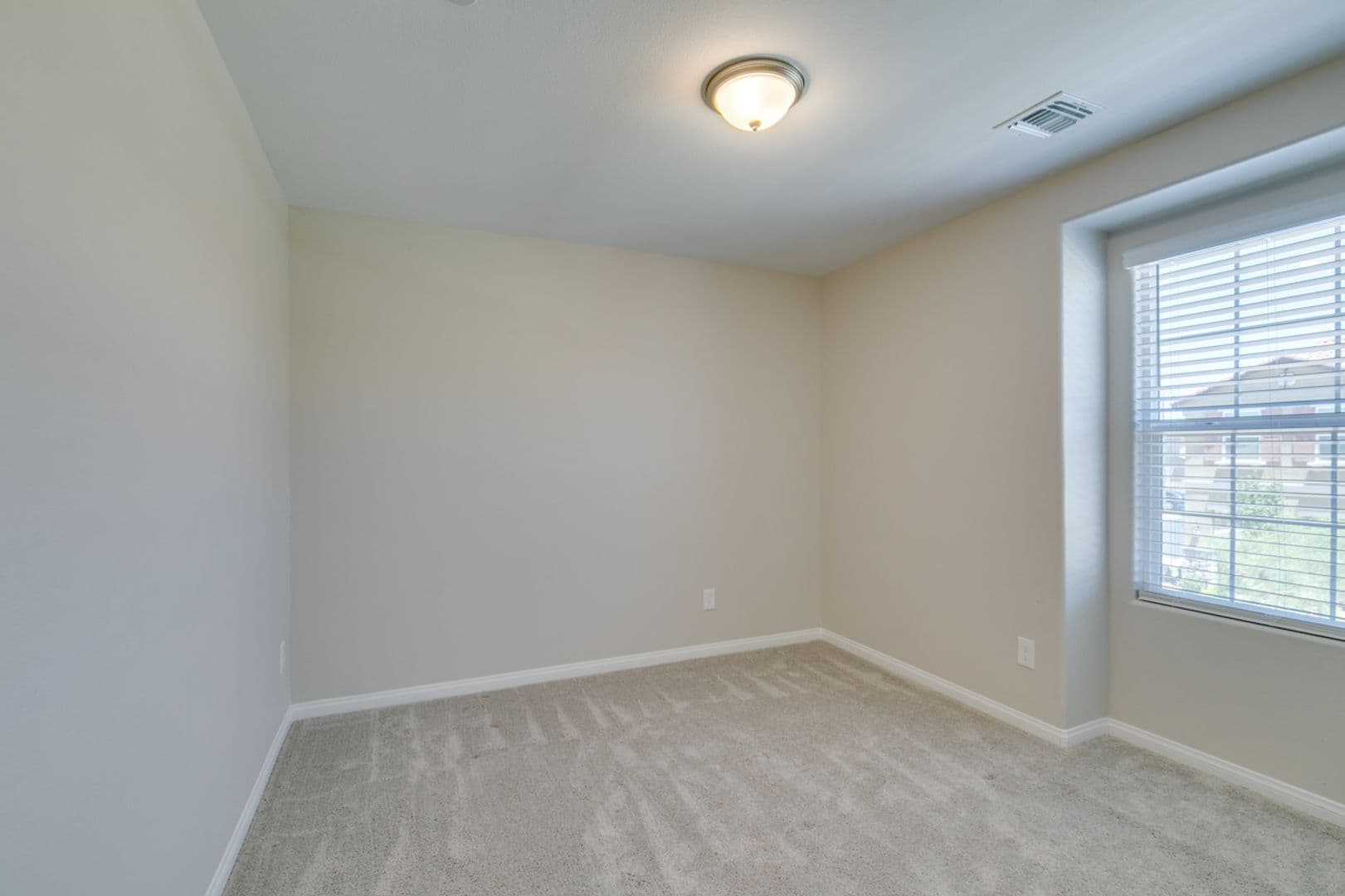 Henderson House: 2604 Ercolano St